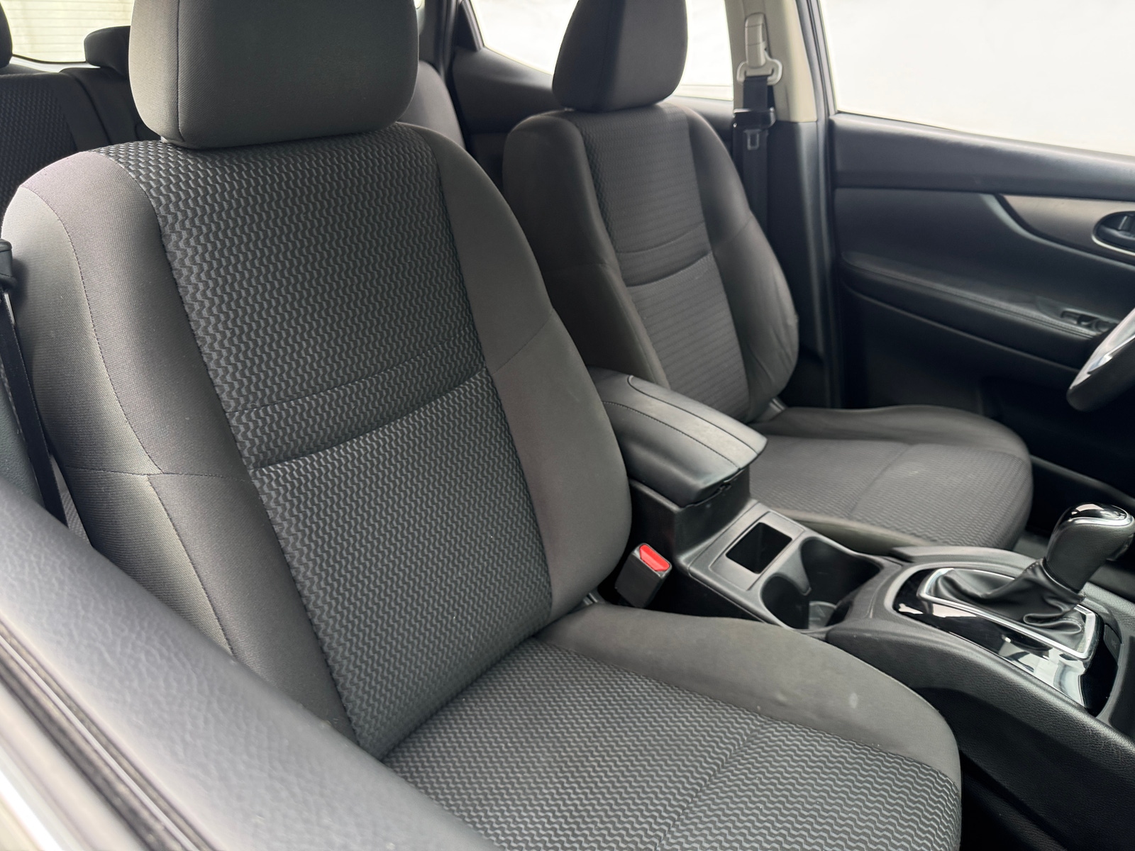 Thumbnail: 2019 Nissan Rogue Sport - 2