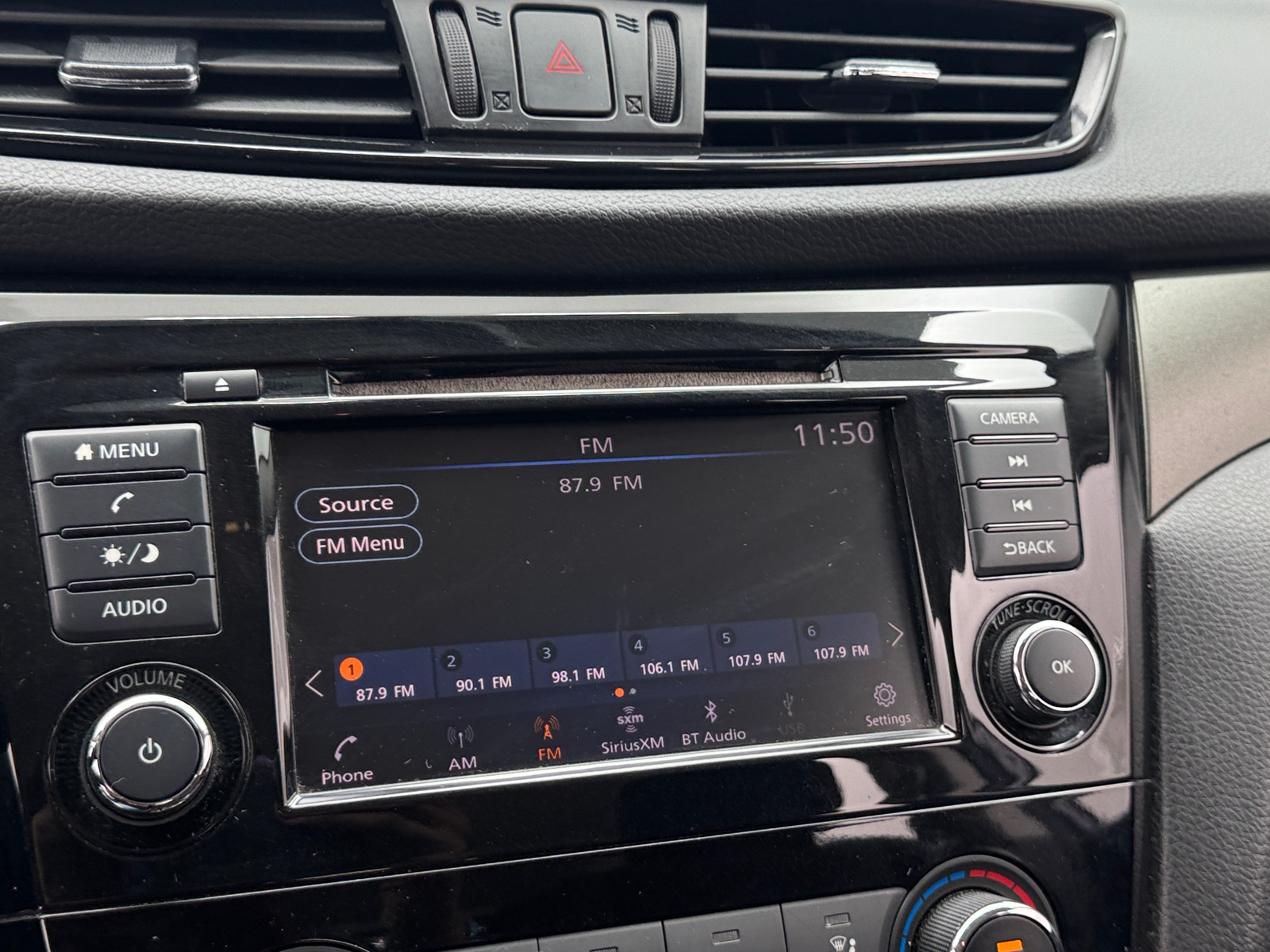 Thumbnail: 2019 Nissan Rogue Sport - 4
