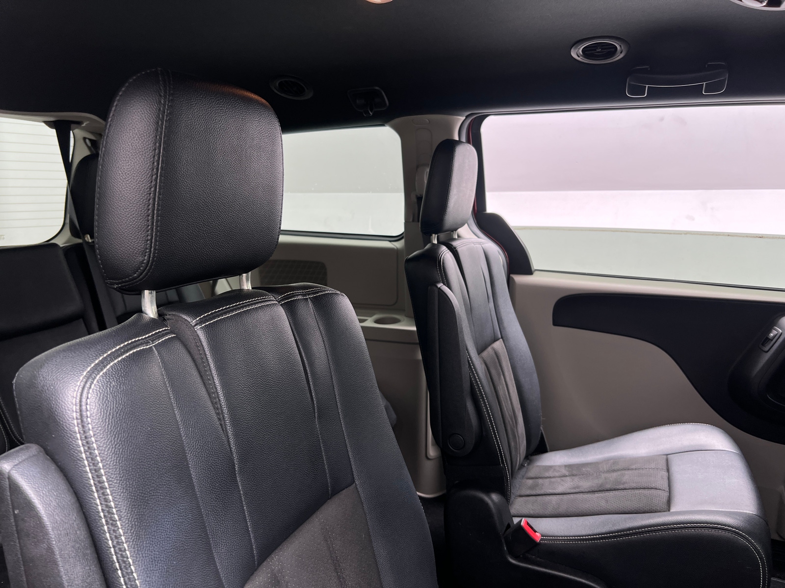 Thumbnail: 2019 Dodge Grand Caravan - 6