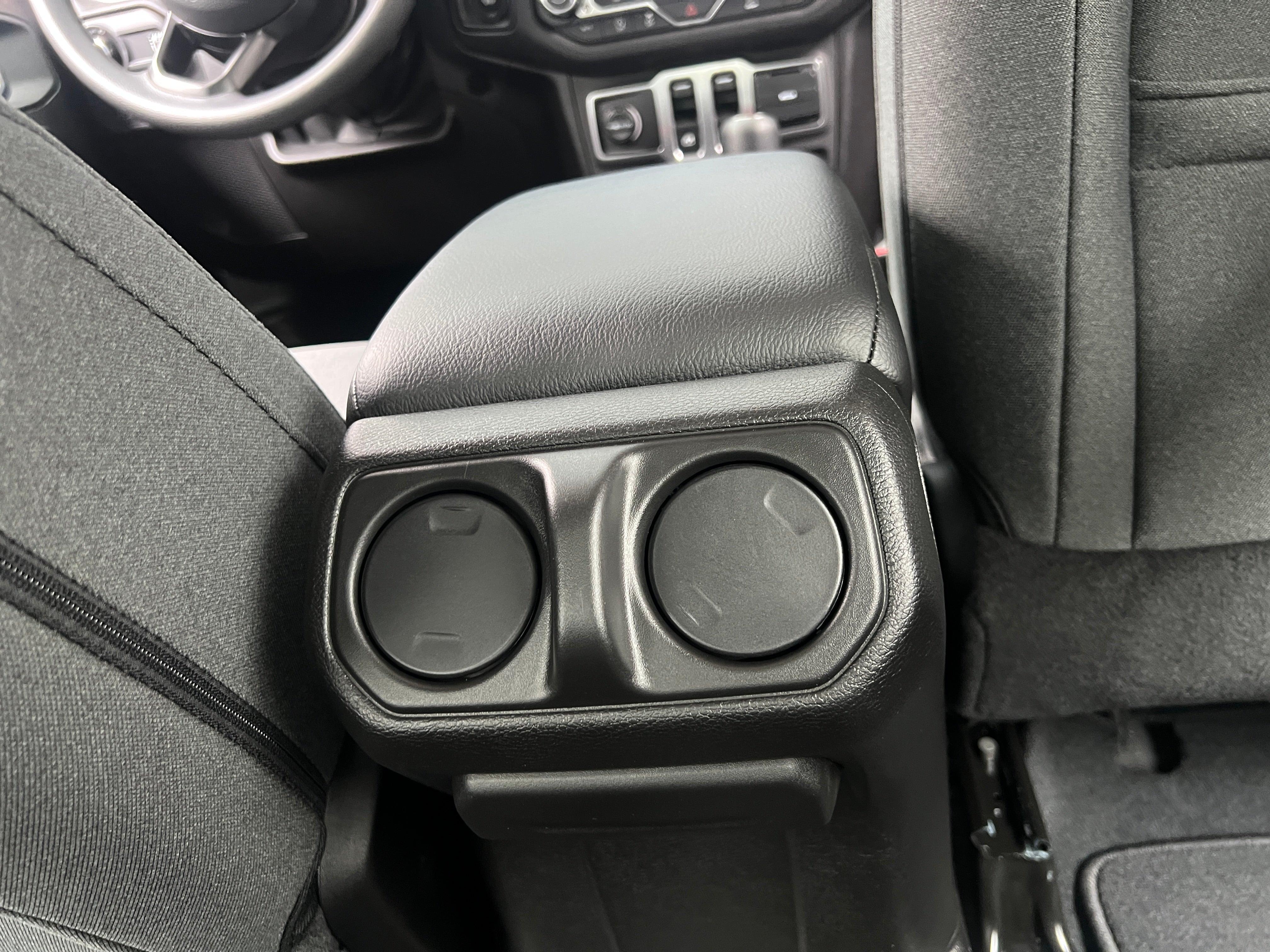 2026 Jeep Wrangler Sport's photo