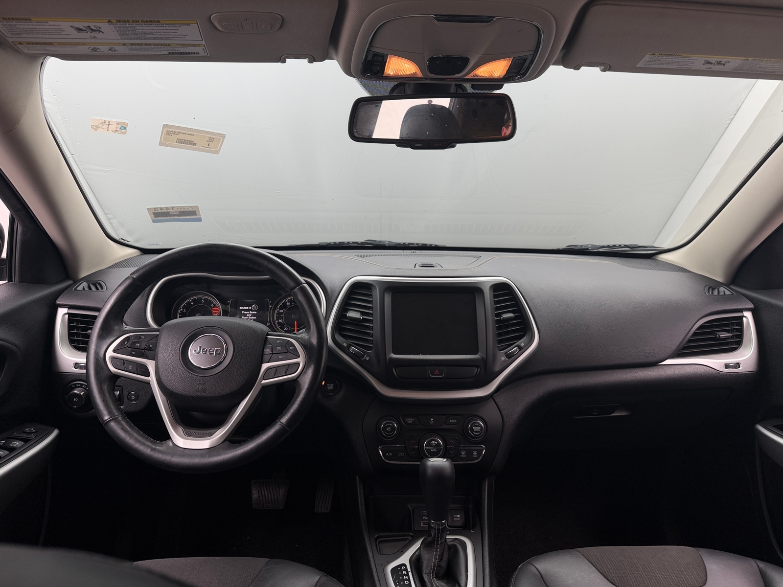 Thumbnail: 2018 Jeep Cherokee - 3