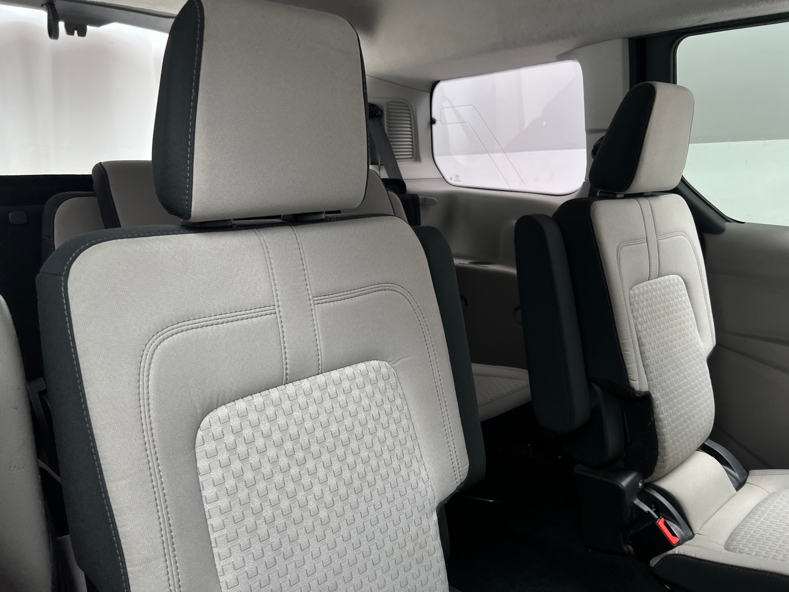 Thumbnail: 2019 Ford Transit Series - 6