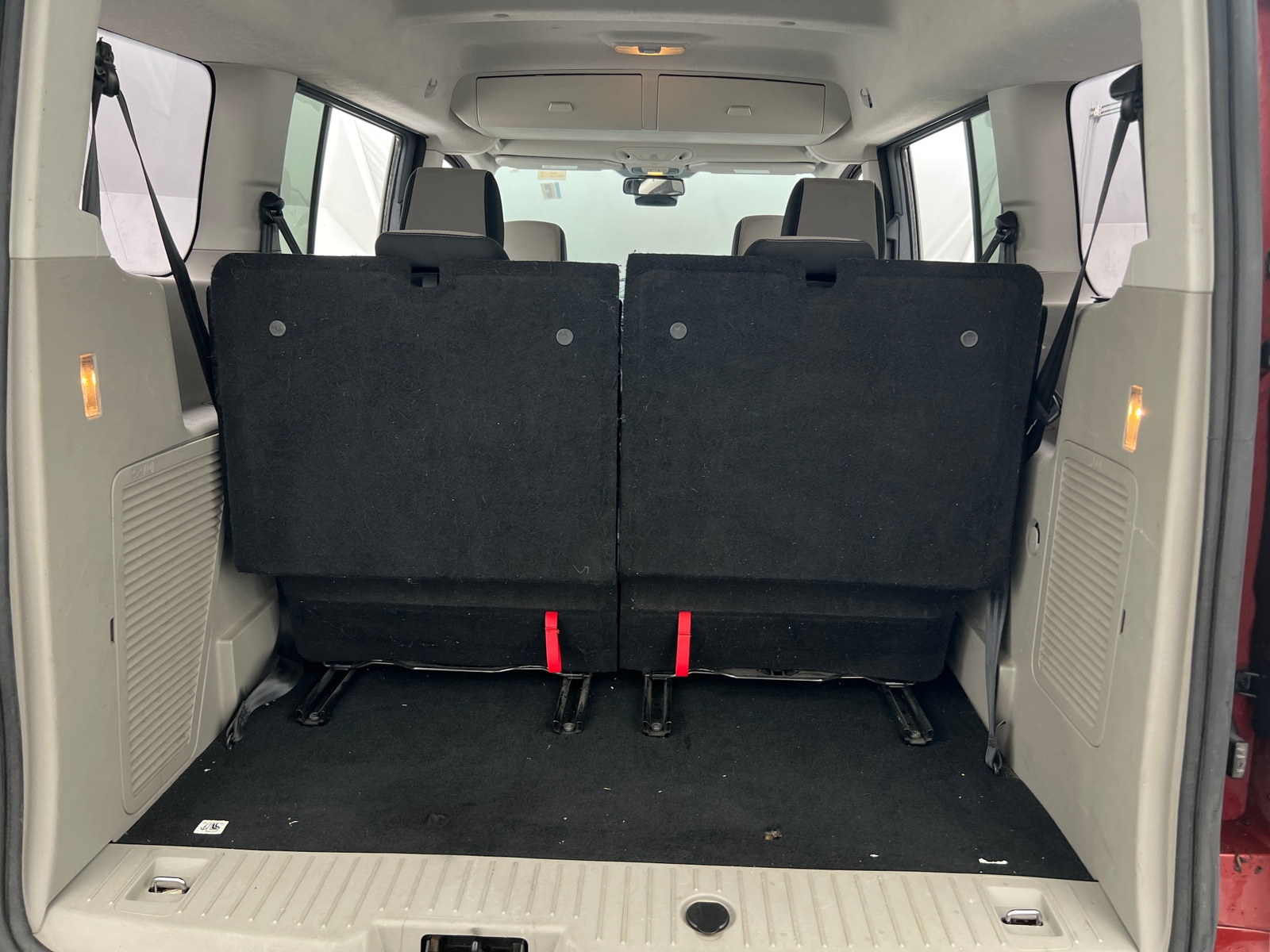 Thumbnail: 2019 Ford Transit Series - 7