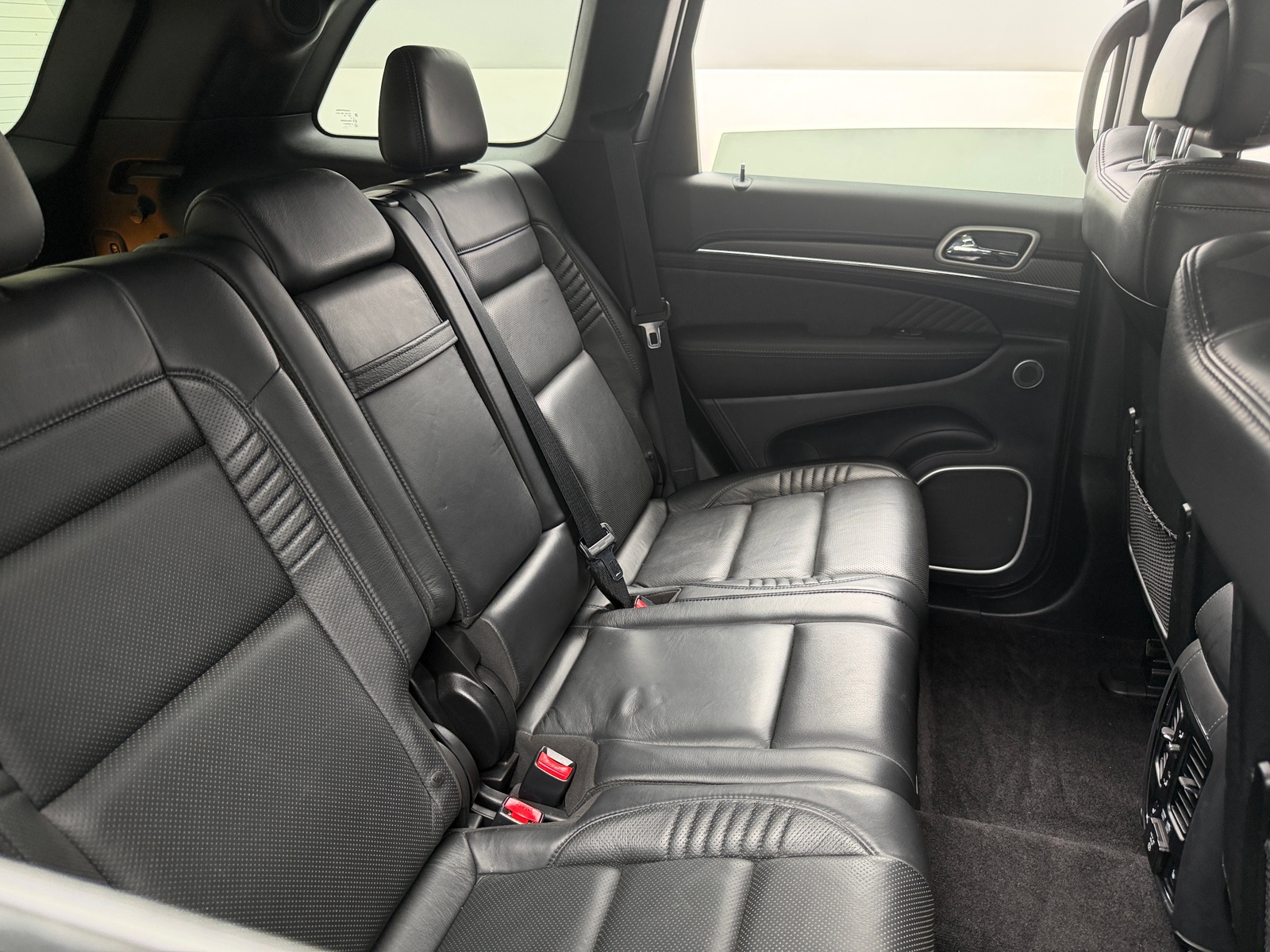 Thumbnail: 2018 Jeep Grand Cherokee - 5