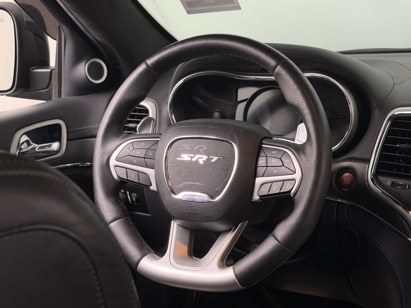Thumbnail: 2018 Jeep Grand Cherokee - 4