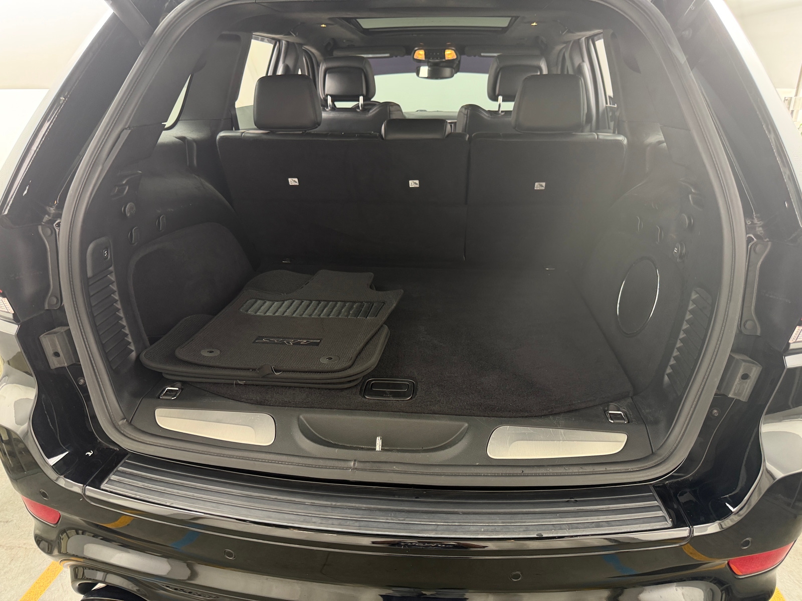 Thumbnail: 2018 Jeep Grand Cherokee - 6