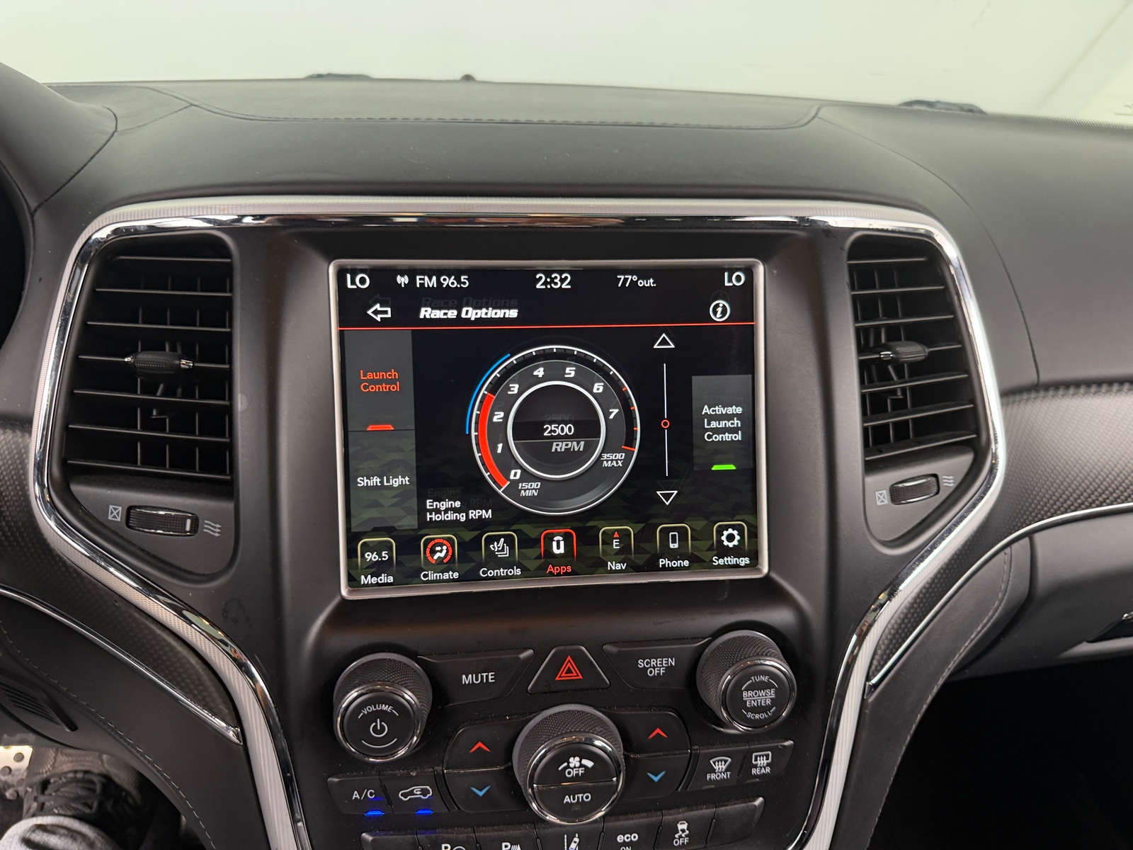 Thumbnail: 2018 Jeep Grand Cherokee - 3