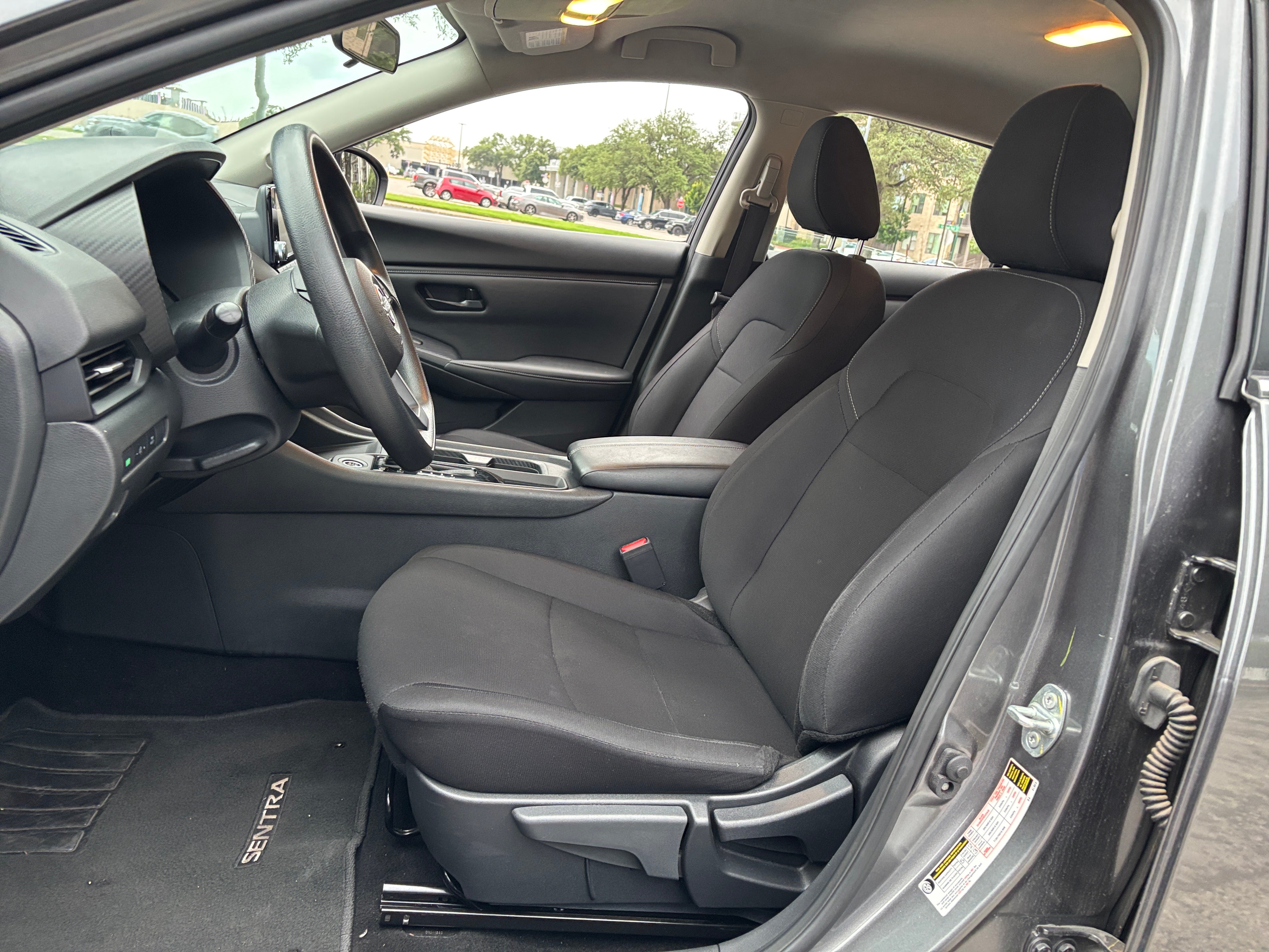 2025 Nissan Sentra S - Photo 5