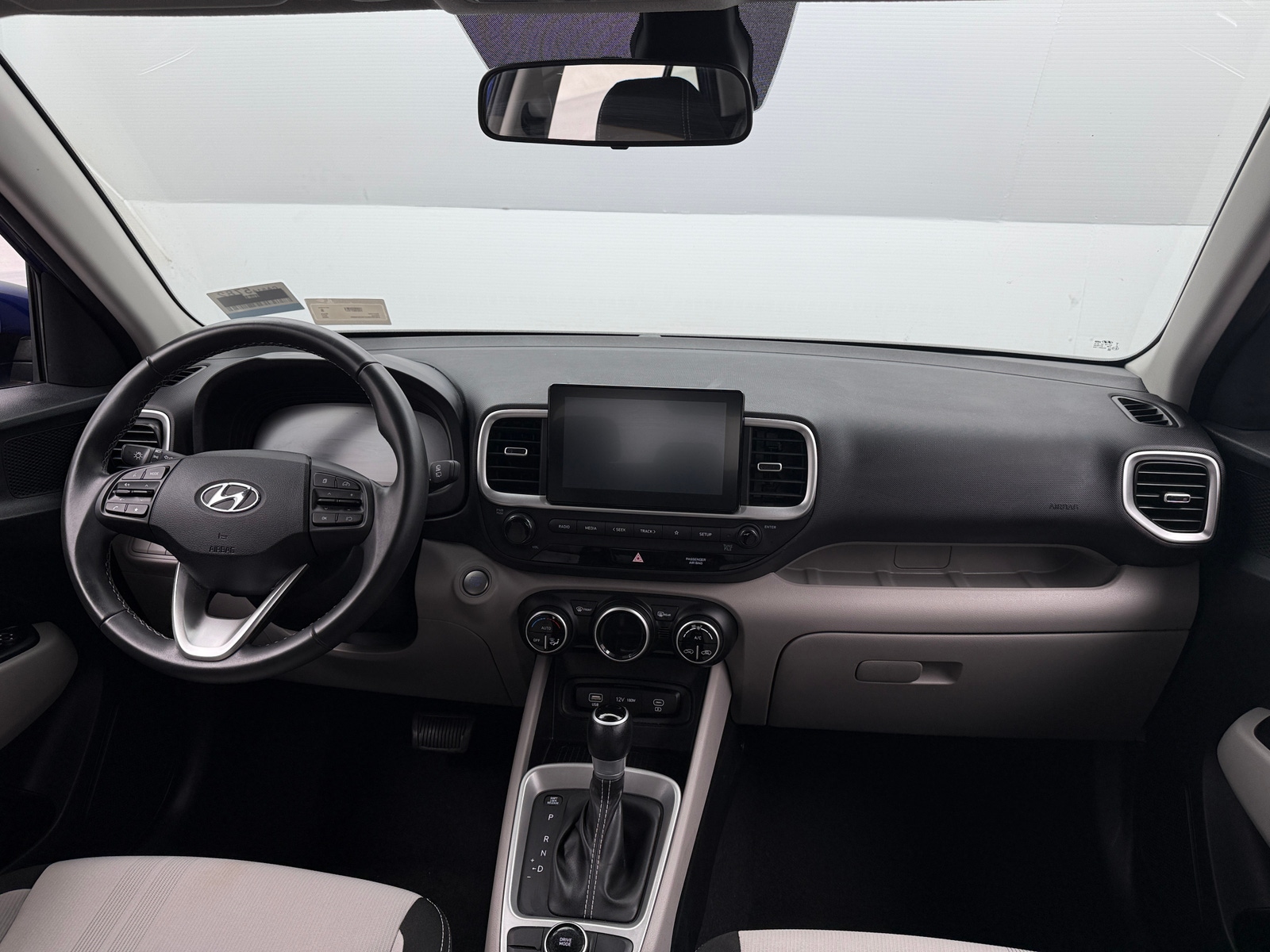 Thumbnail: 2025 Hyundai Venue - 3