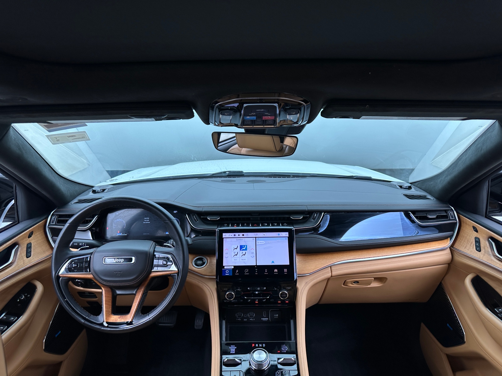 Thumbnail: 2023 Jeep Grand Cherokee L - 2