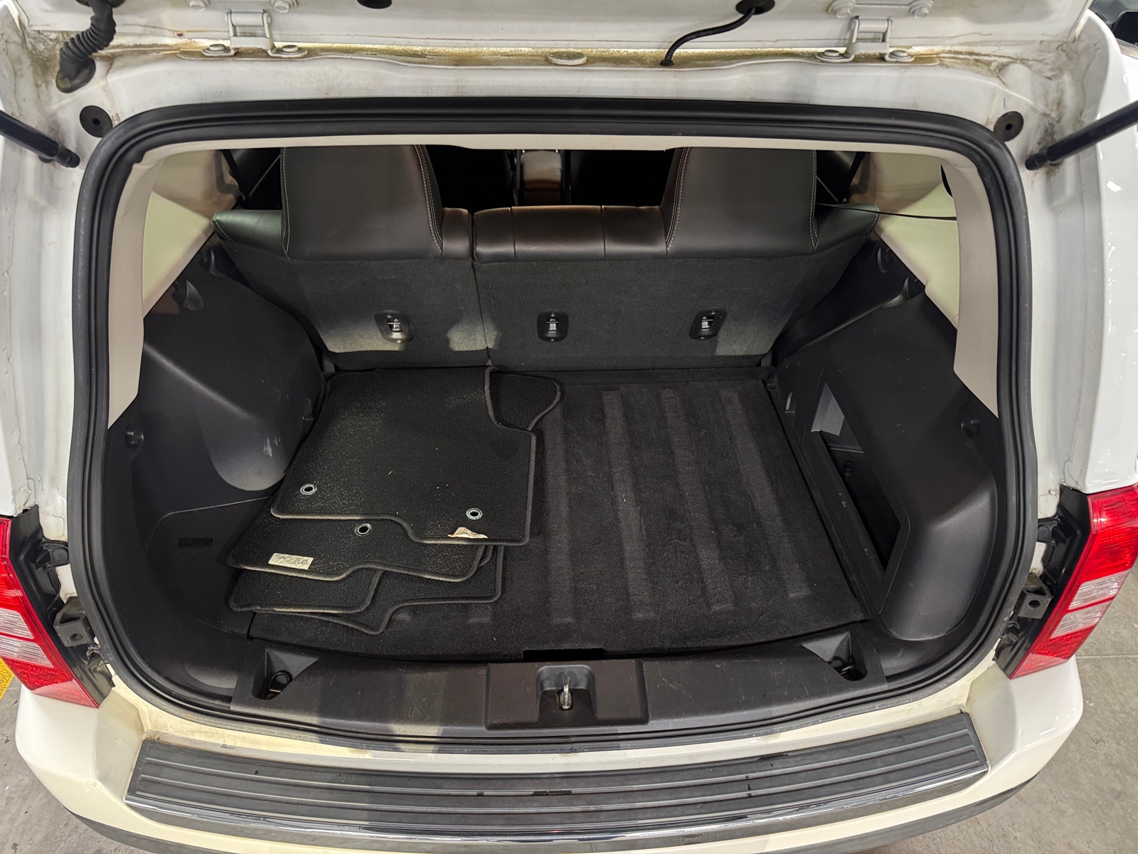 Thumbnail: 2017 Jeep Patriot - 6