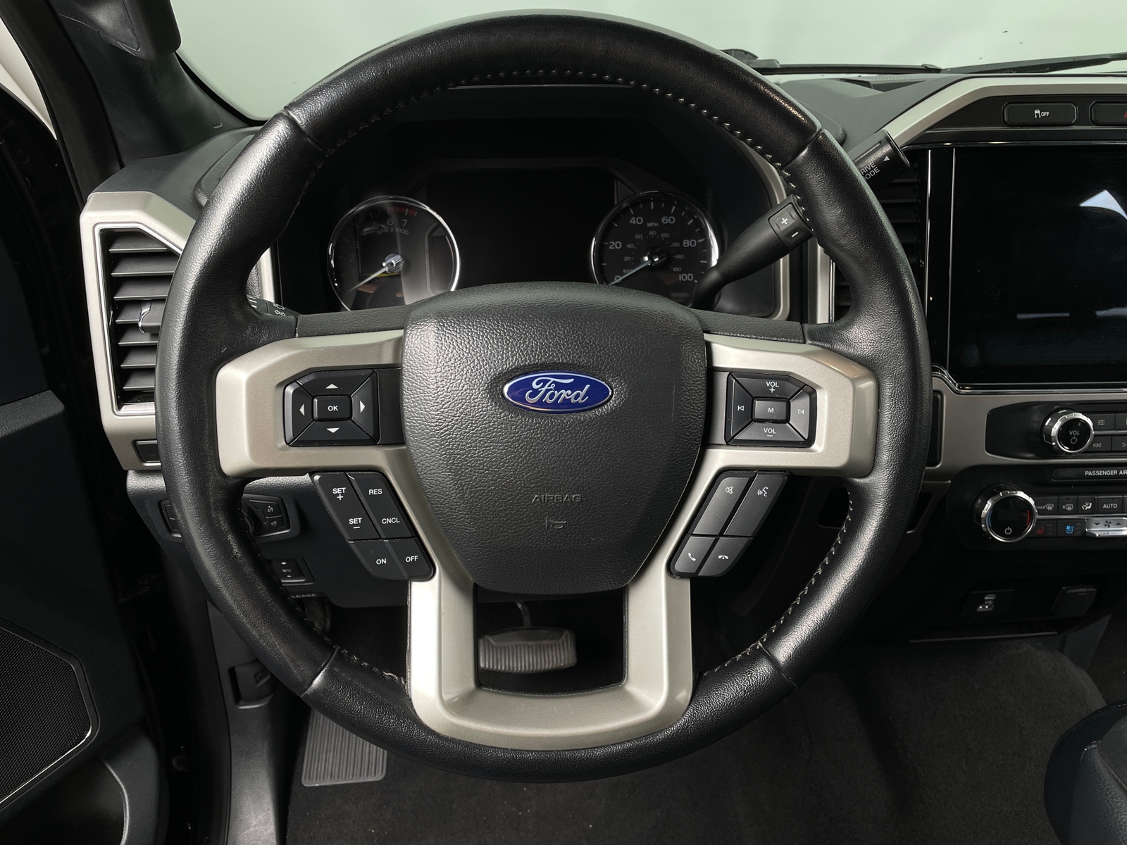 Thumbnail: 2022 Ford Econoline - 4