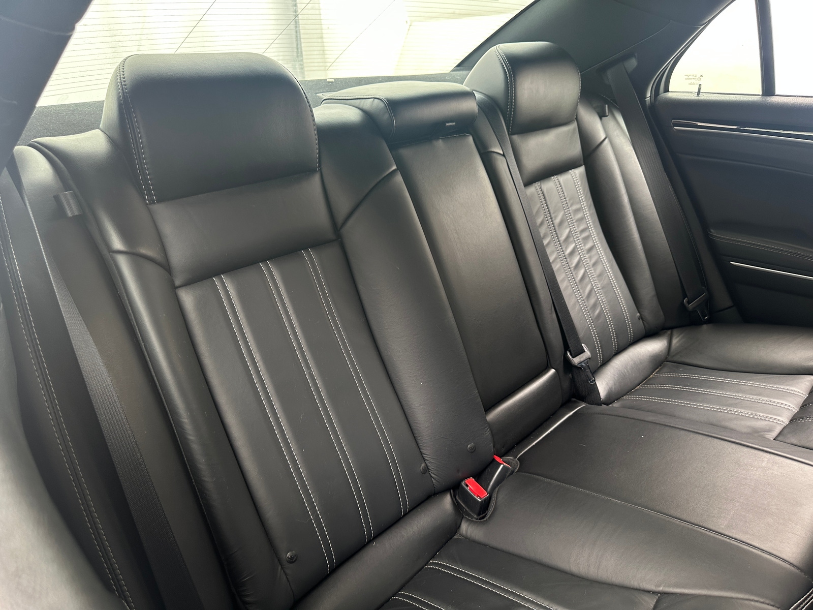 Thumbnail: 2018 Chrysler 300 - 5