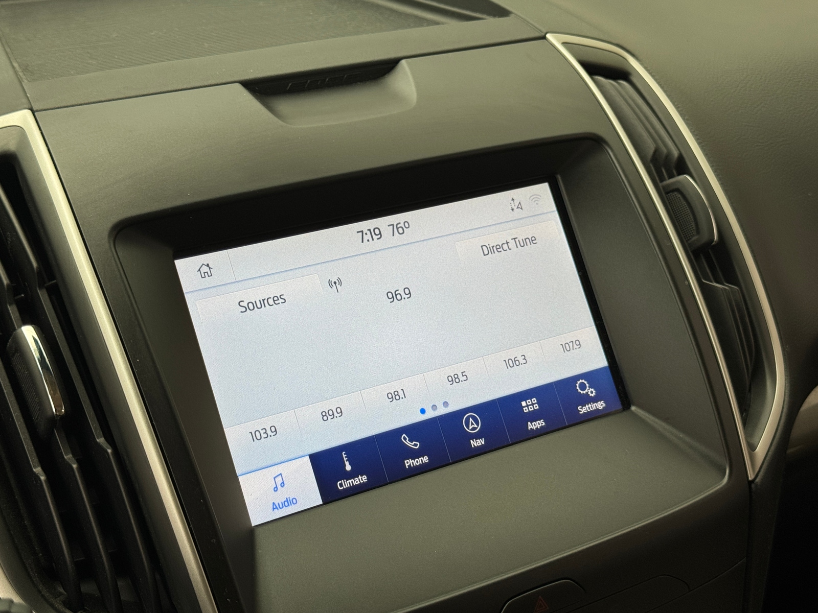 Thumbnail: 2020 Ford Edge - 3