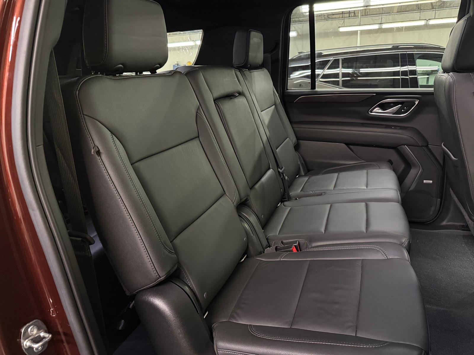 Thumbnail: 2022 Chevrolet Suburban - 5
