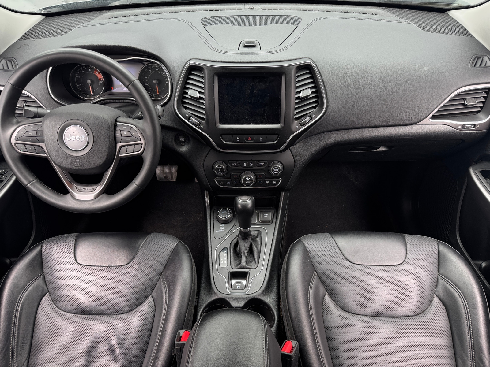 Thumbnail: 2022 Jeep Cherokee - 2