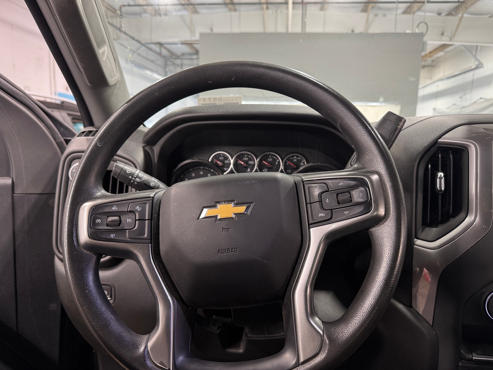 Thumbnail: 2023 Chevrolet Silverado 2500 - 5