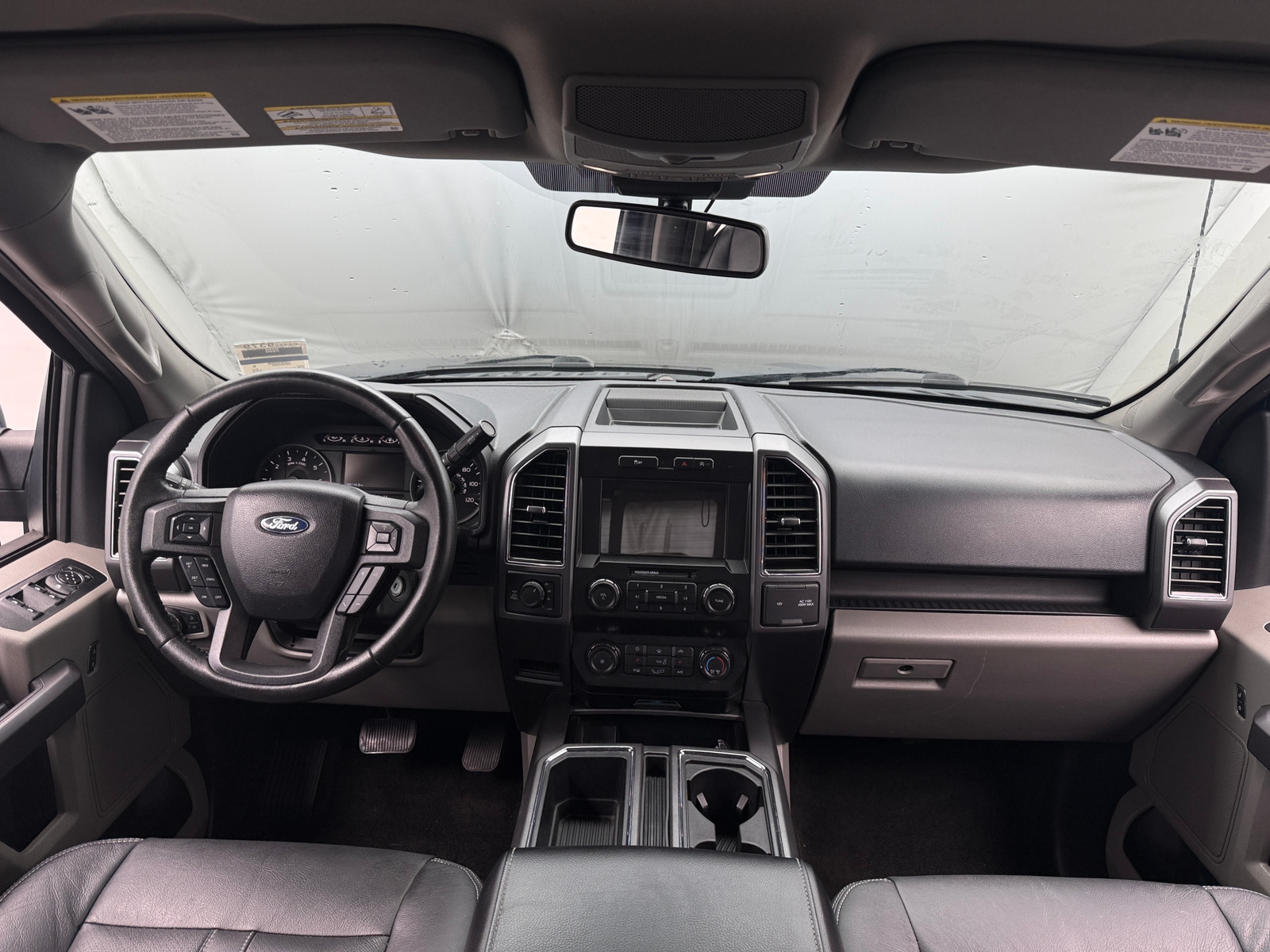 Thumbnail: 2019 Ford Econoline - 3