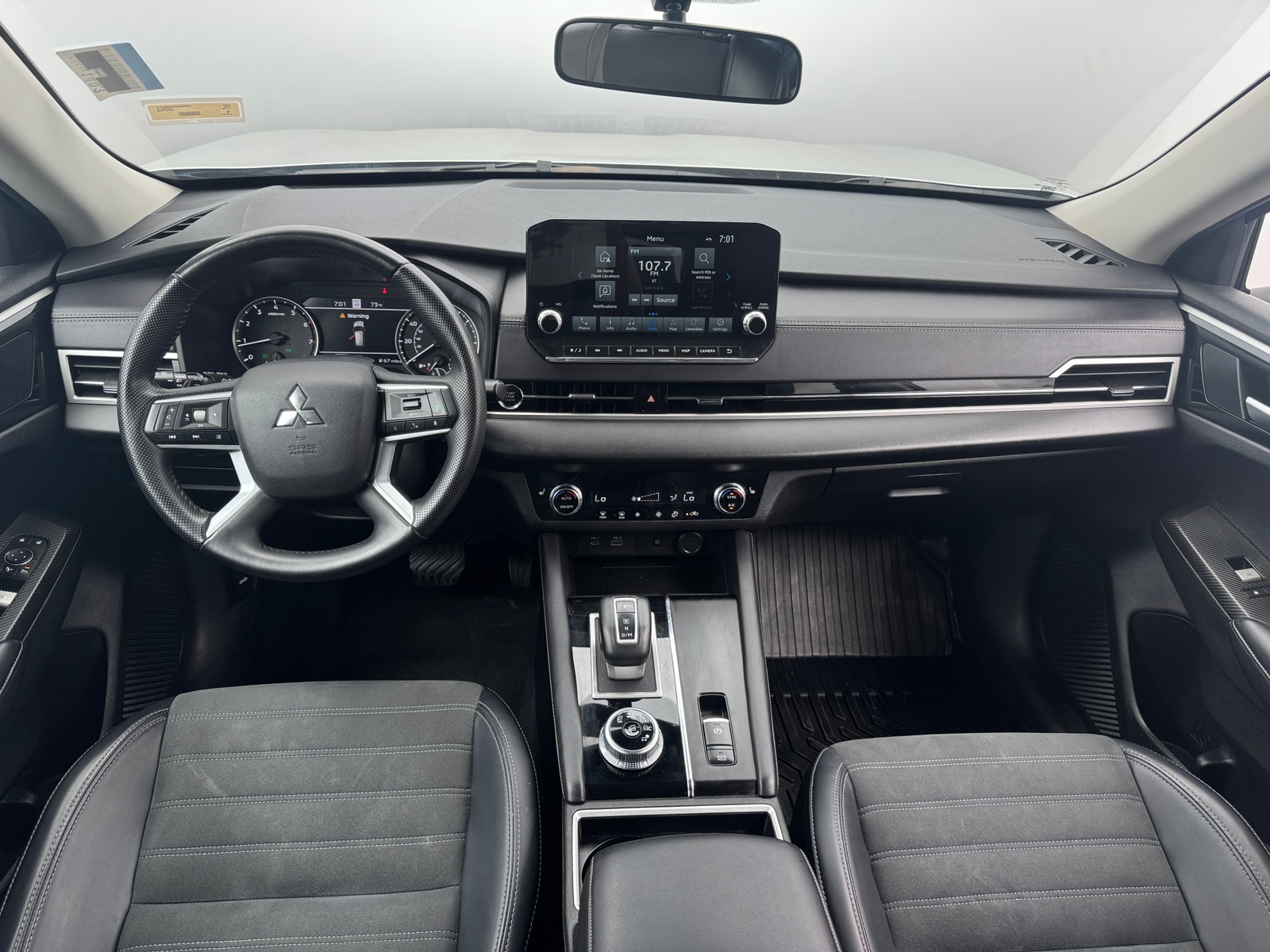 Thumbnail: 2024 Mitsubishi Outlander - 2