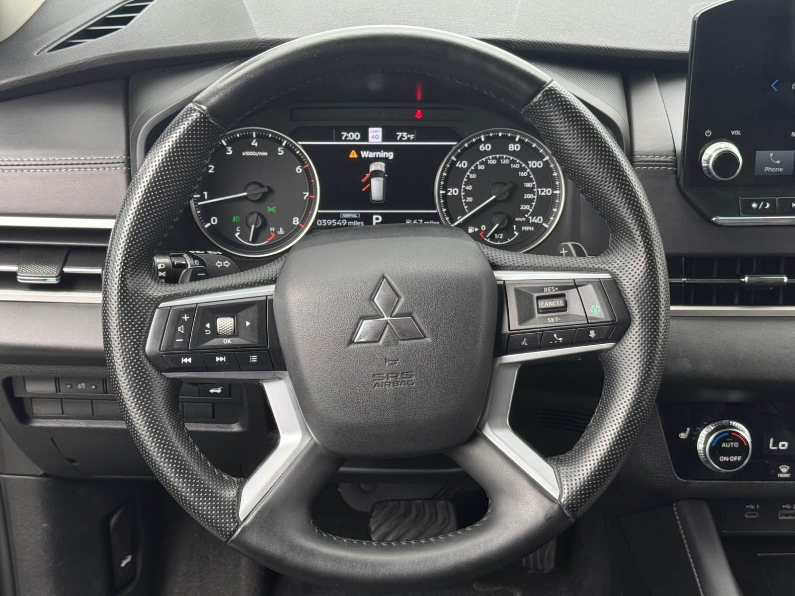 Thumbnail: 2024 Mitsubishi Outlander - 4