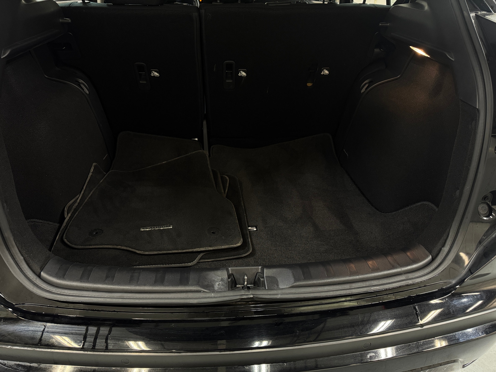 Thumbnail: 2024 Nissan Kicks - 7