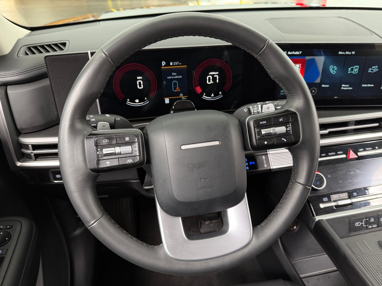Thumbnail: 2025 Hyundai Santa Fe - 4