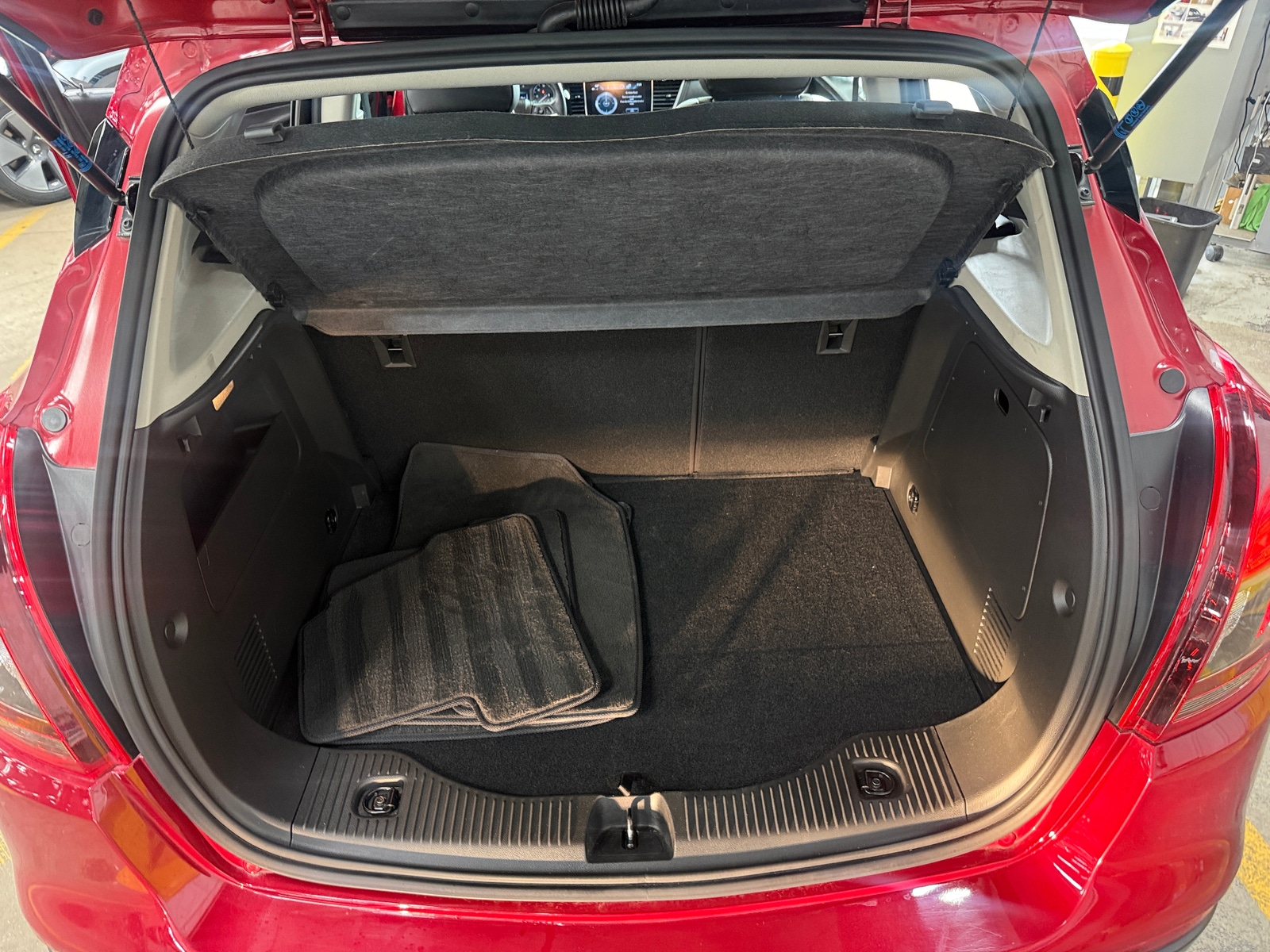 Thumbnail: 2019 Buick Encore - 7