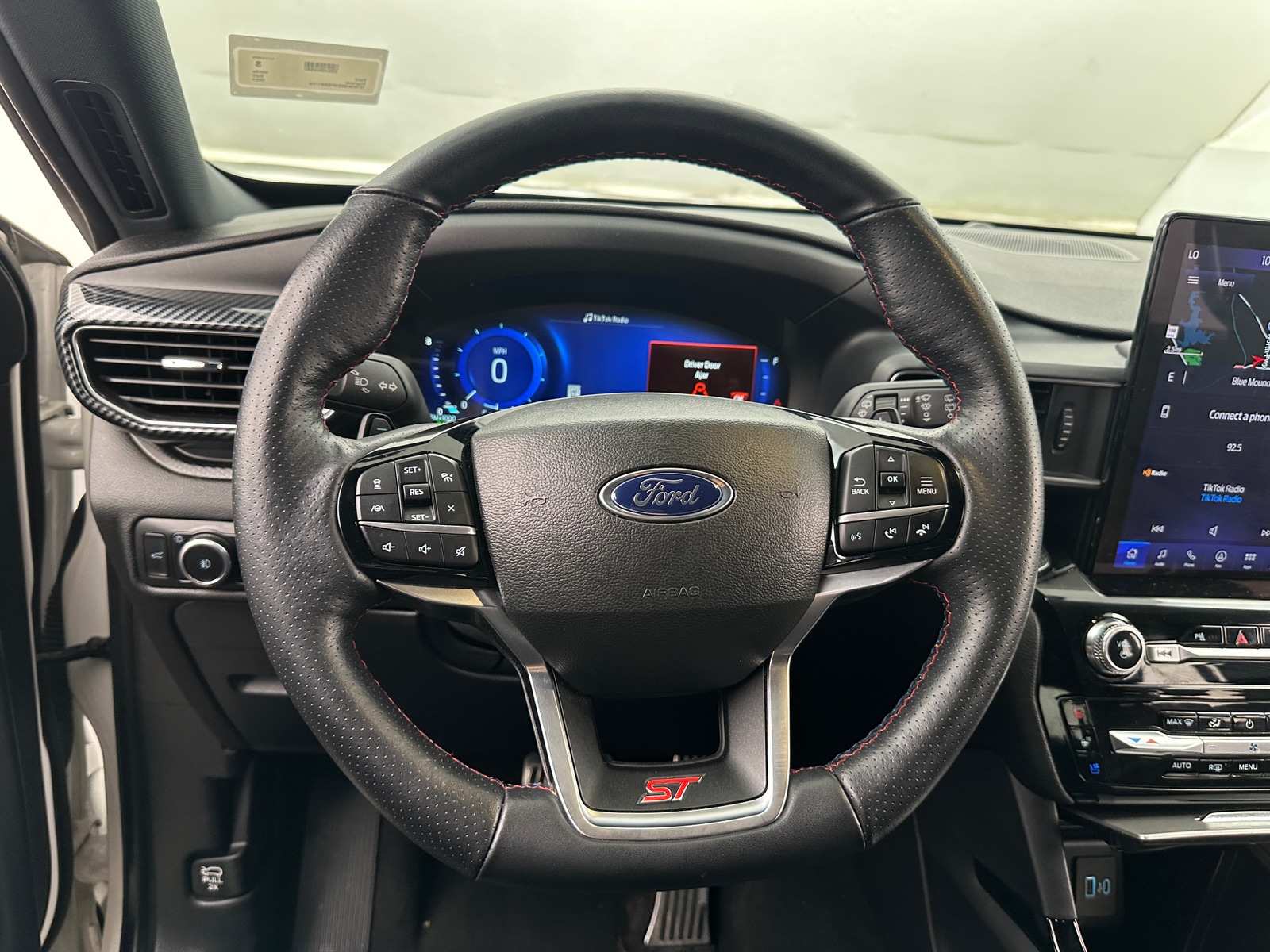 Thumbnail: 2023 Ford Explorer - 4