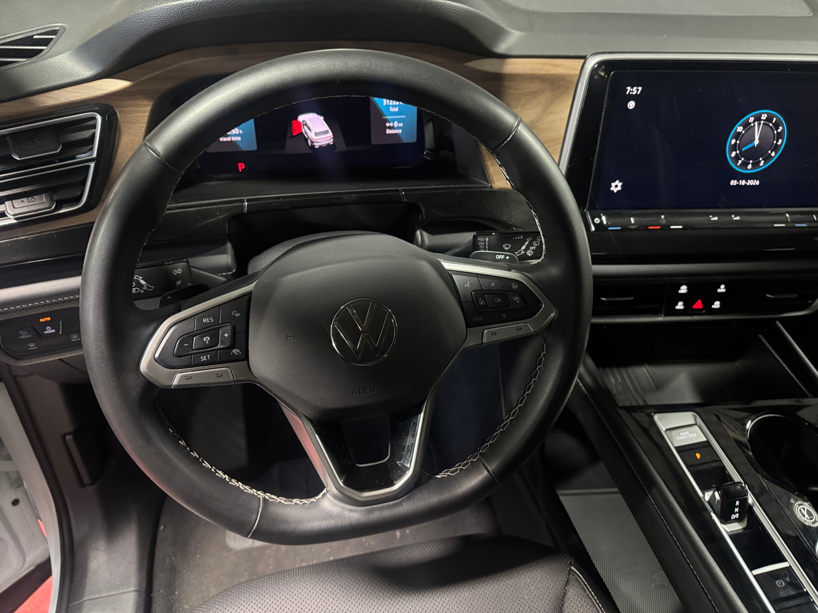 Thumbnail: 2025 Volkswagen Atlas - 4