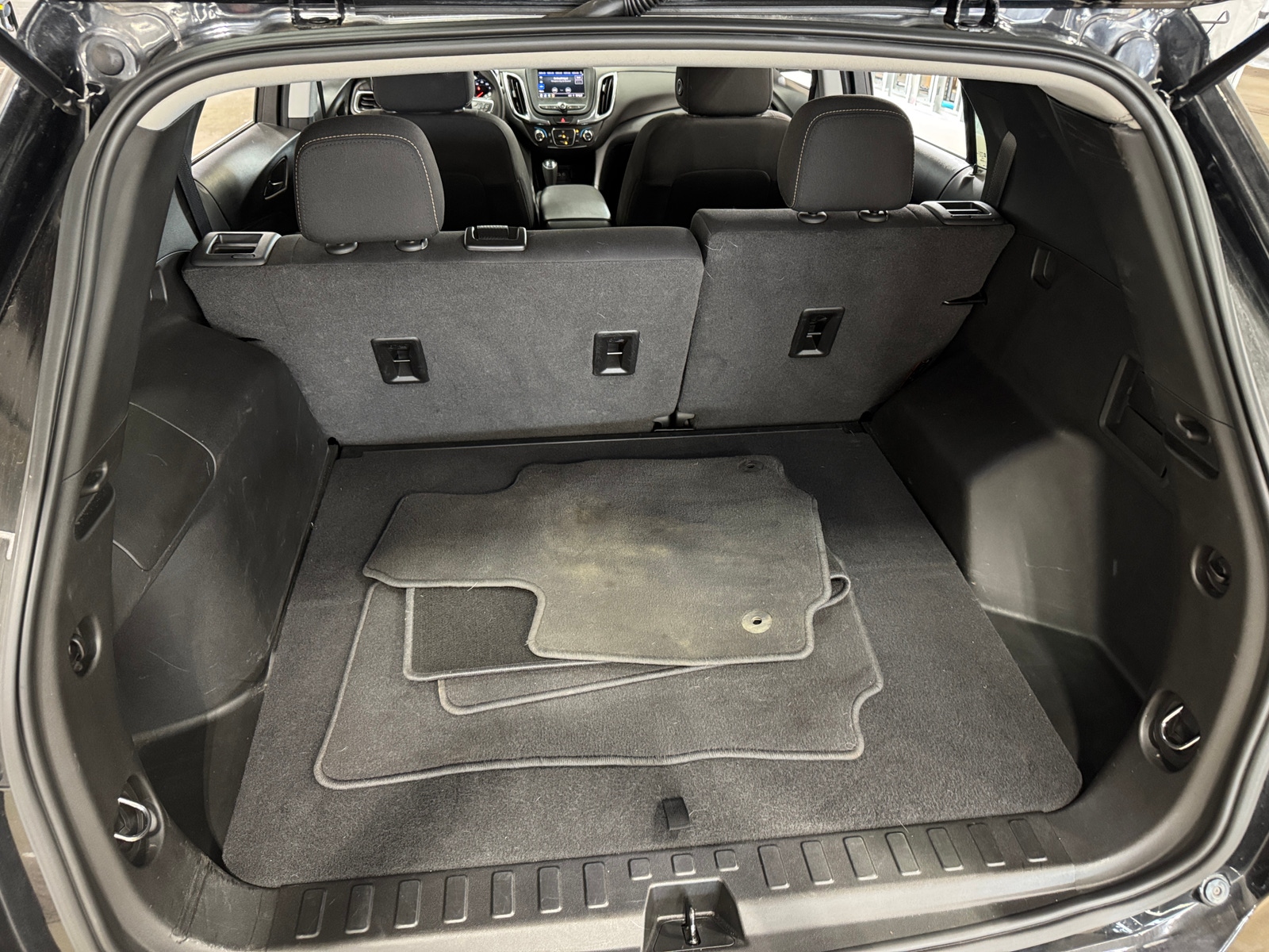 Thumbnail: 2021 Chevrolet Equinox - 7