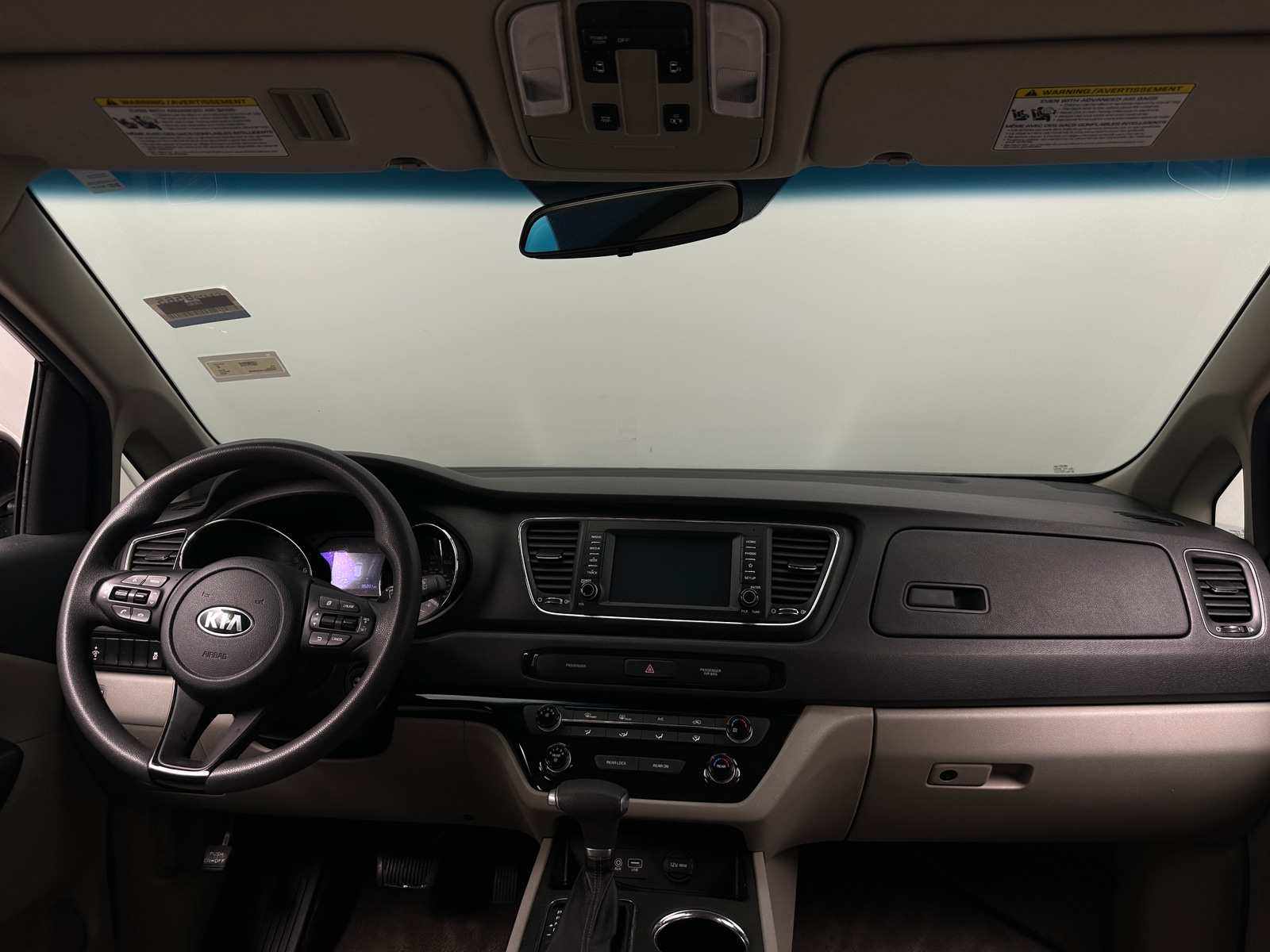 Thumbnail: 2020 Kia Sedona - 3