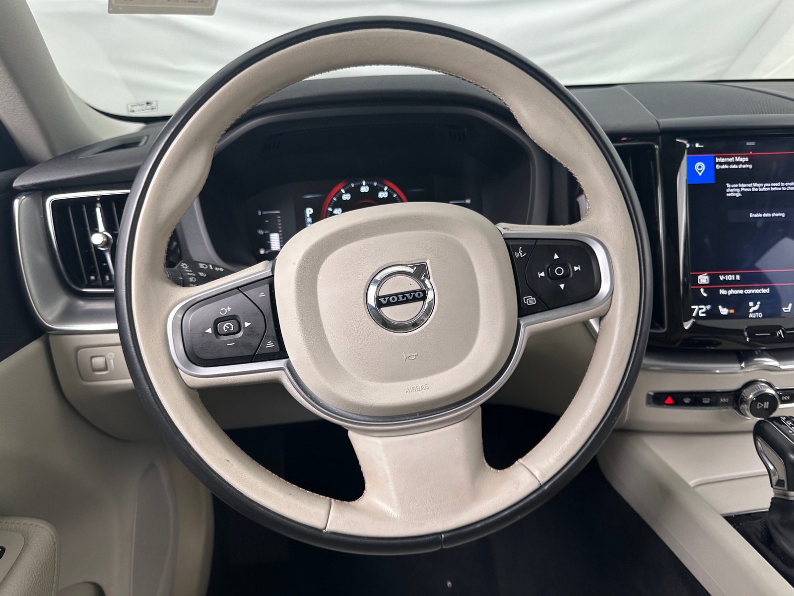 Thumbnail: 2019 Volvo XC60 - 4