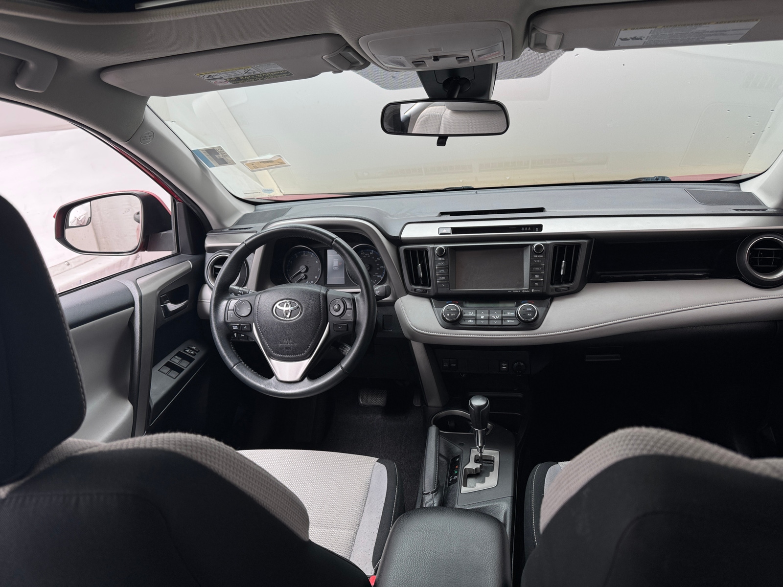 Thumbnail: 2017 Toyota RAV4 - 3