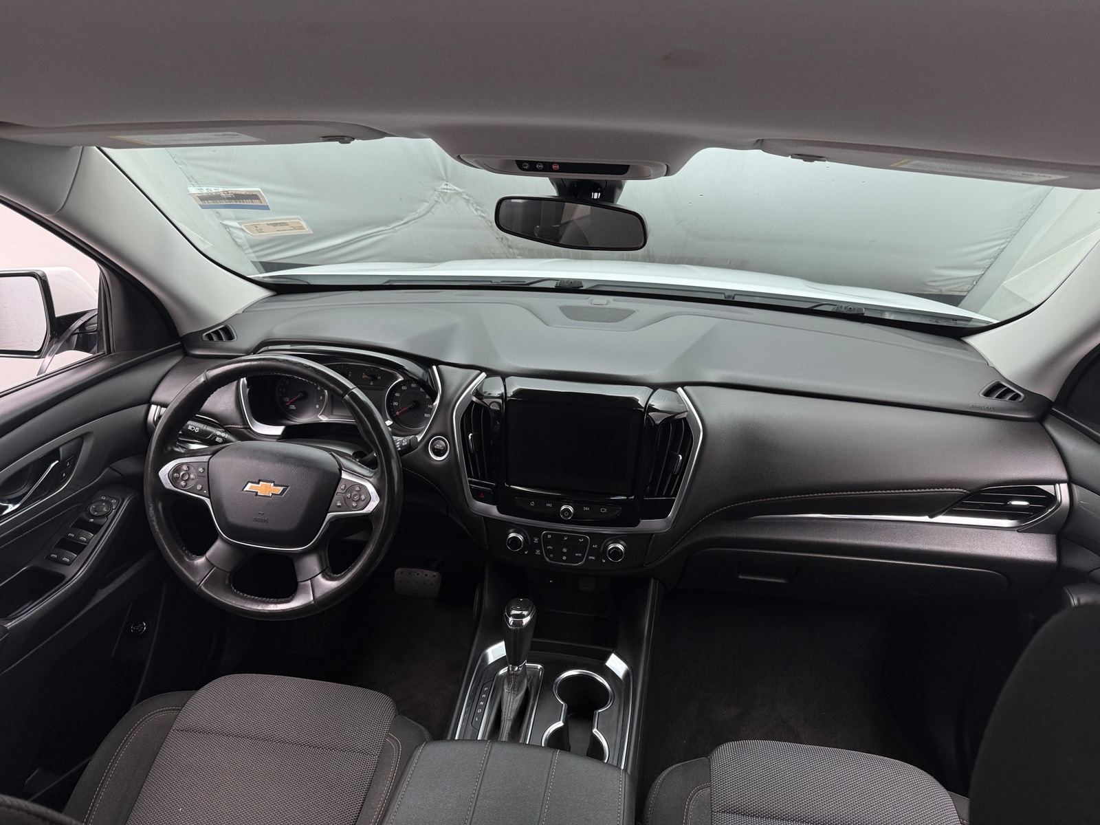 Thumbnail: 2020 Chevrolet Traverse - 3