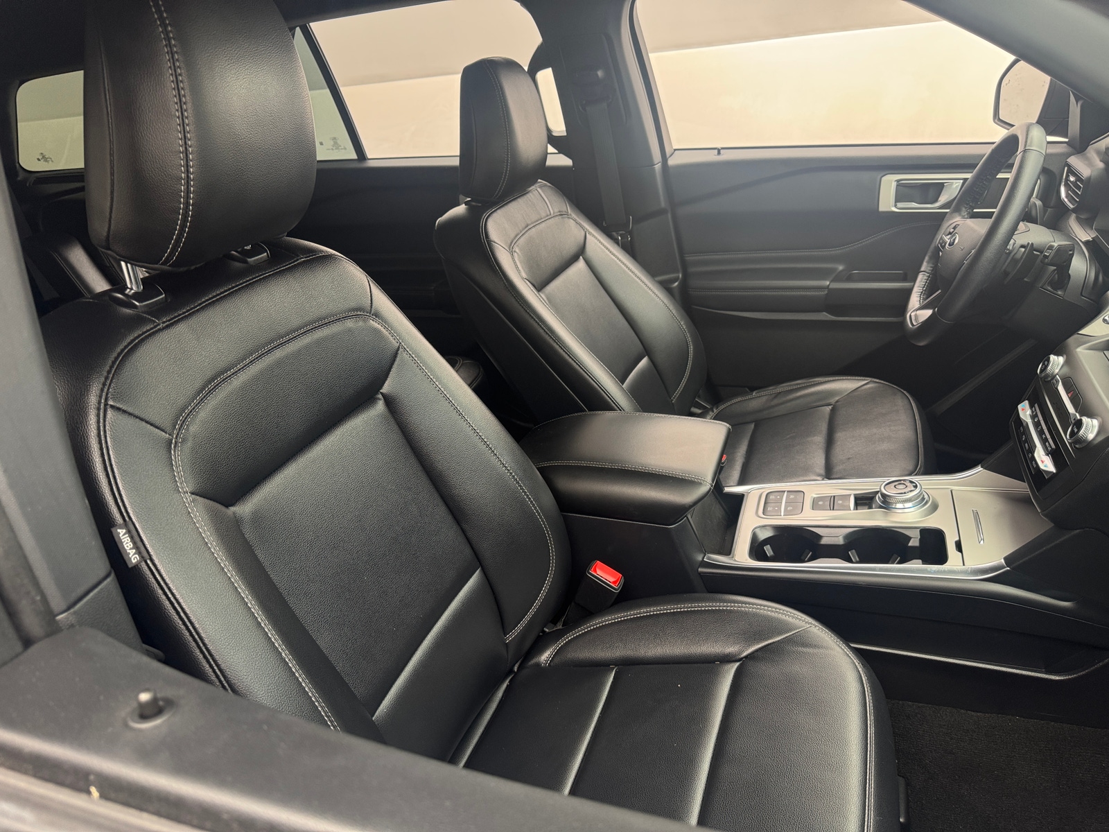 Thumbnail: 2020 Ford Explorer - 2