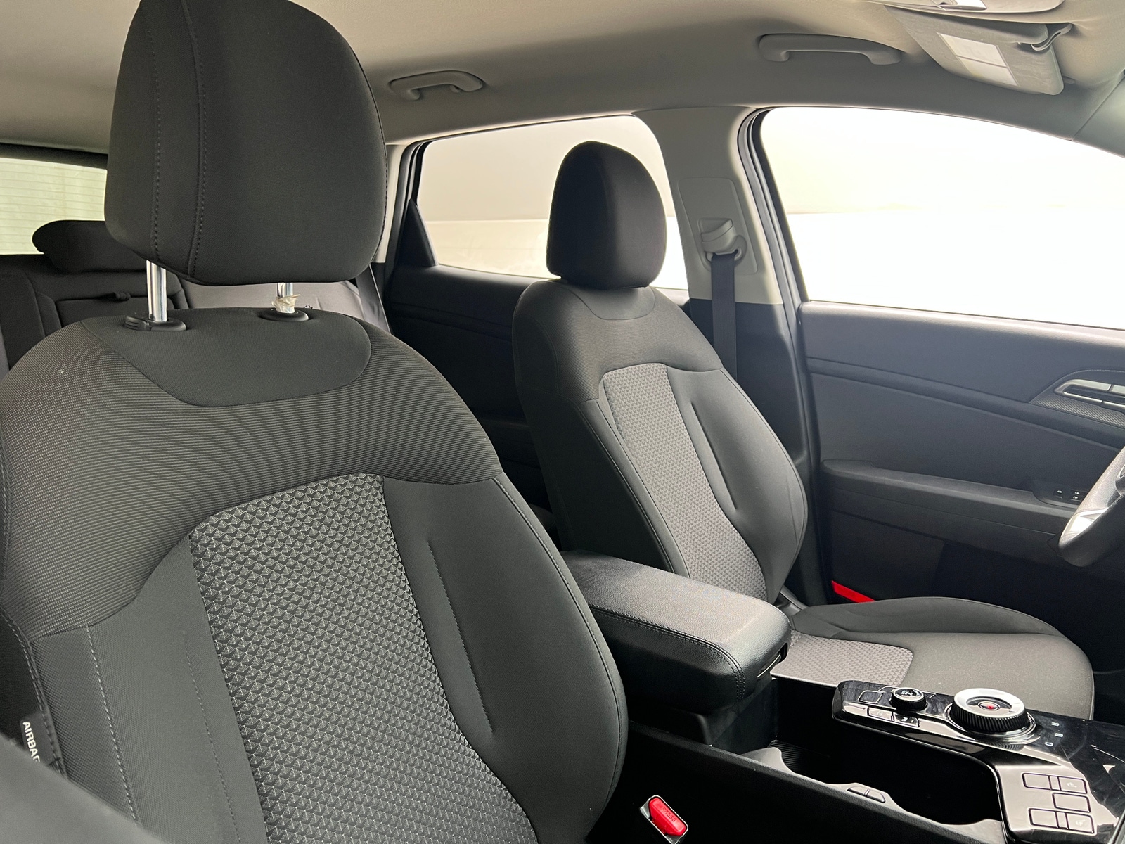 Thumbnail: 2023 Kia Sportage - 2