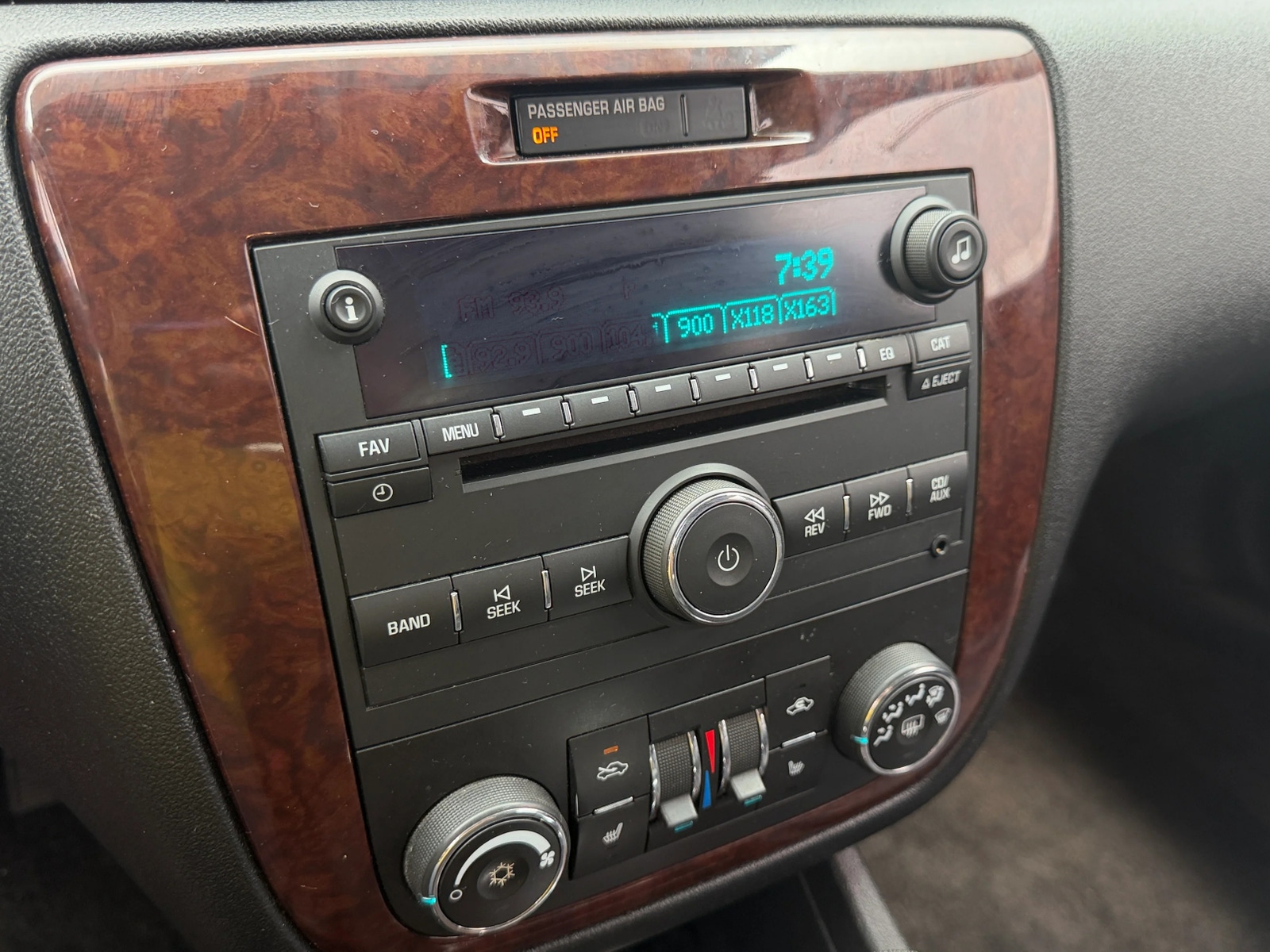 Thumbnail: 2011 Chevrolet Impala - 4