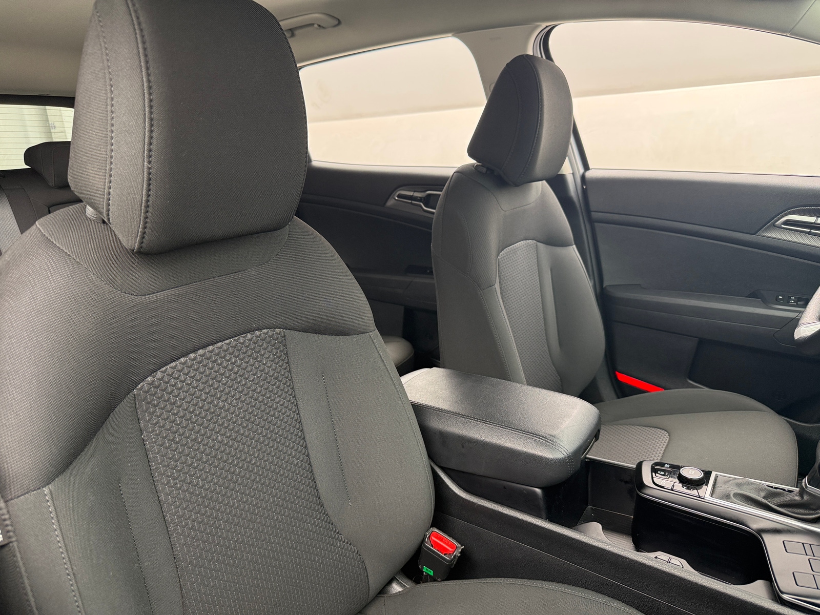 Thumbnail: 2025 Kia Sportage - 2