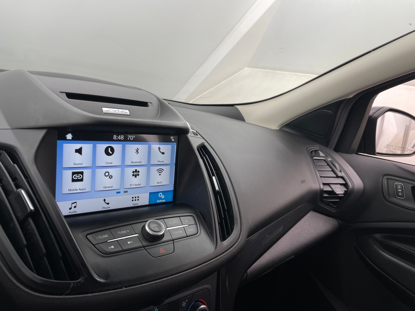 Thumbnail: 2017 Ford Escape - 4