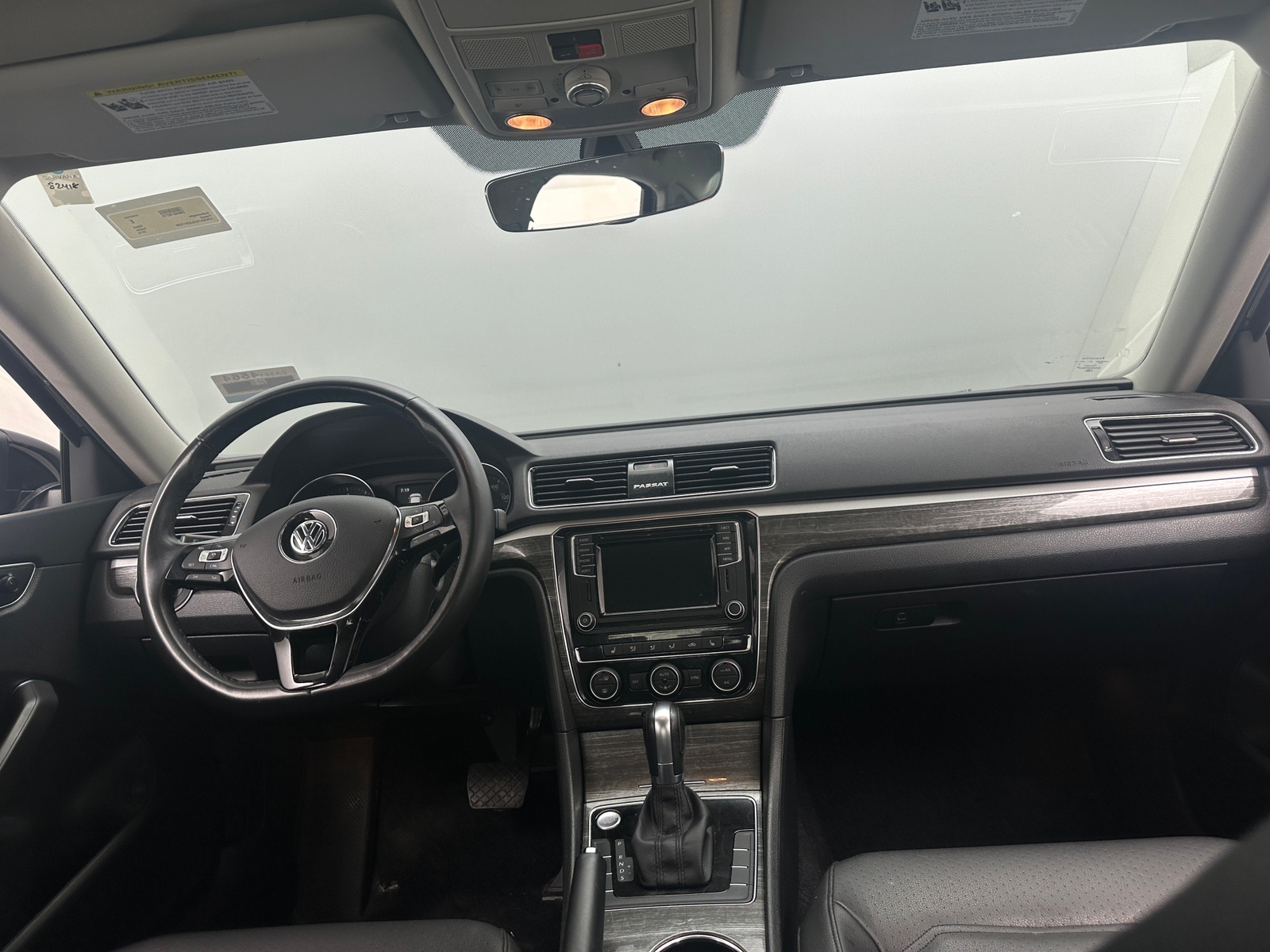 Thumbnail: 2018 Volkswagen Passat - 2
