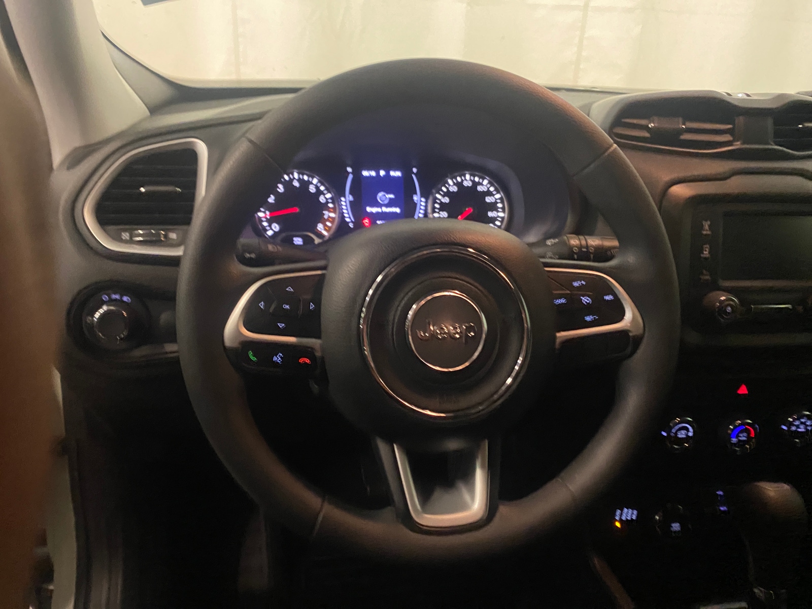 Thumbnail: 2019 Jeep Renegade - 5