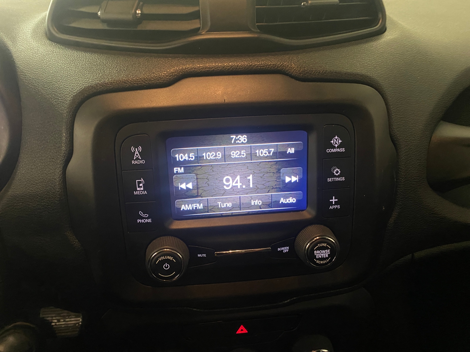 Thumbnail: 2019 Jeep Renegade - 4