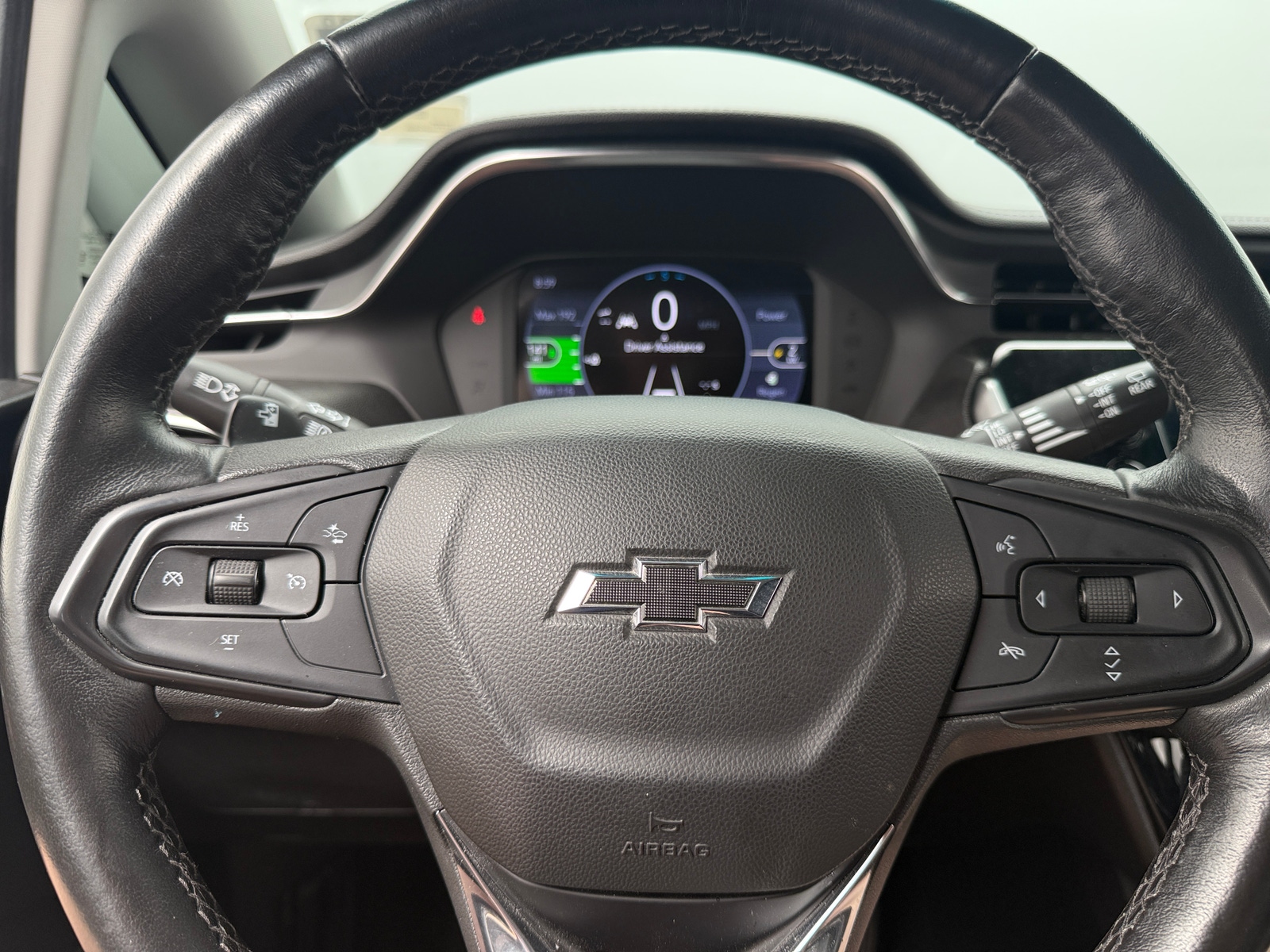 Thumbnail: 2023 Chevrolet Bolt EV - 4