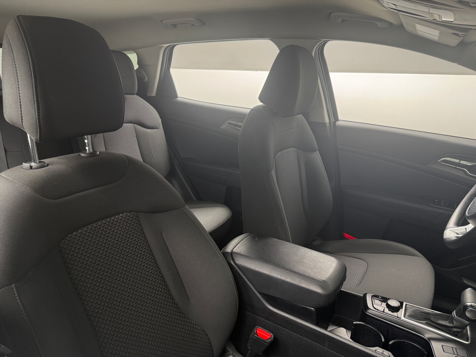 Thumbnail: 2025 Kia Sportage - 2