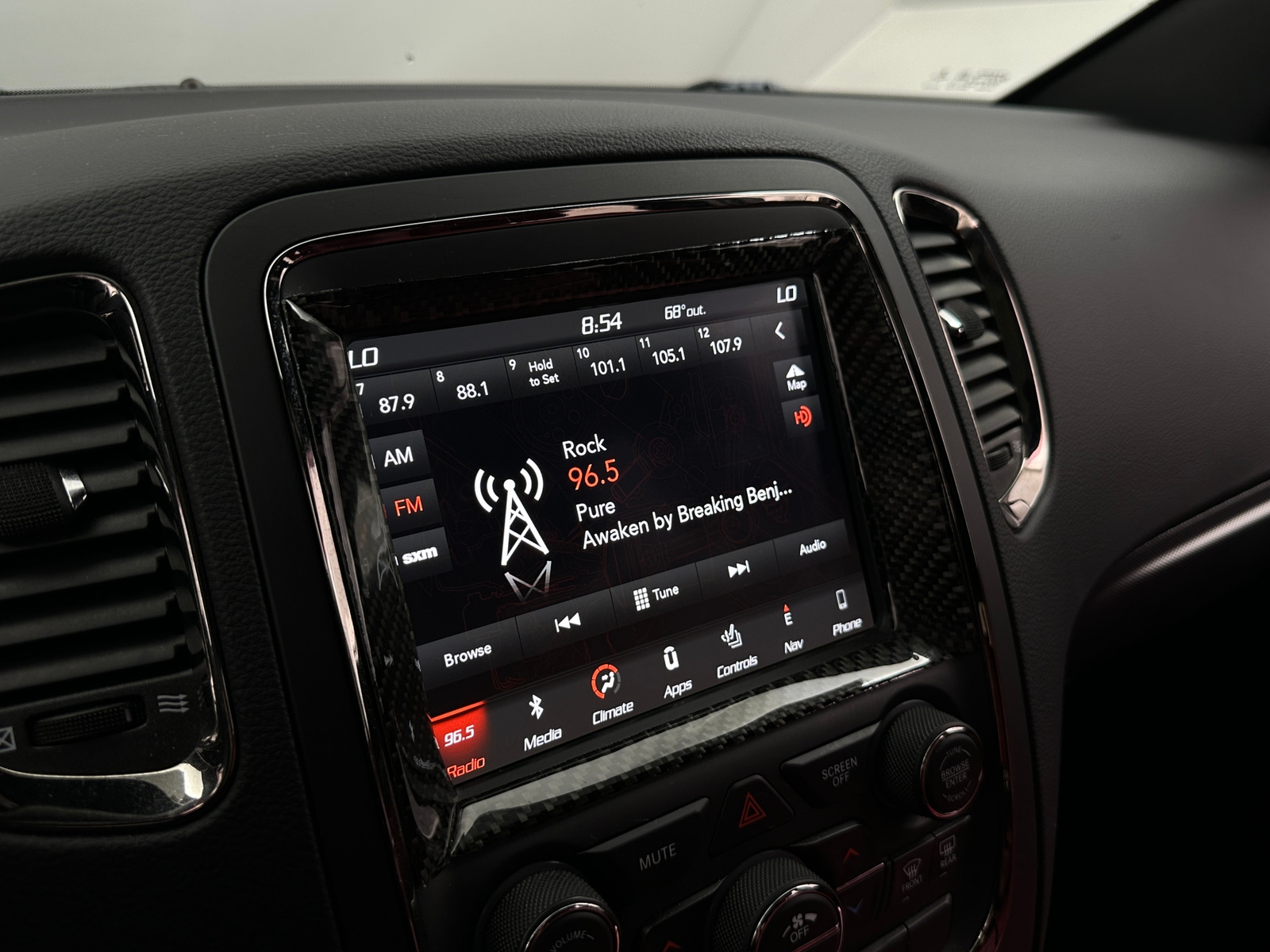Thumbnail: 2018 Dodge Durango - 3