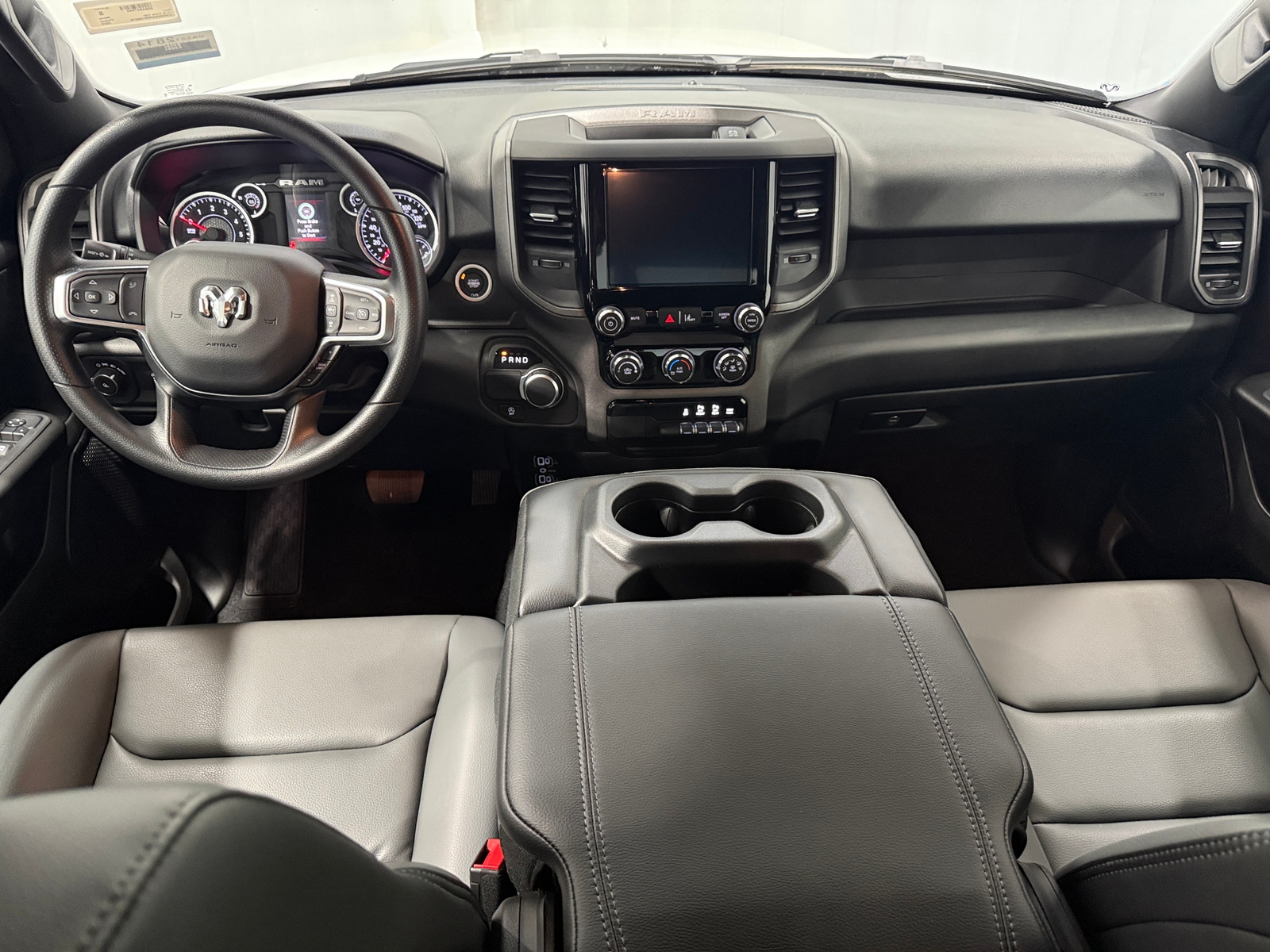 Thumbnail: 2025 RAM 1500 - 3