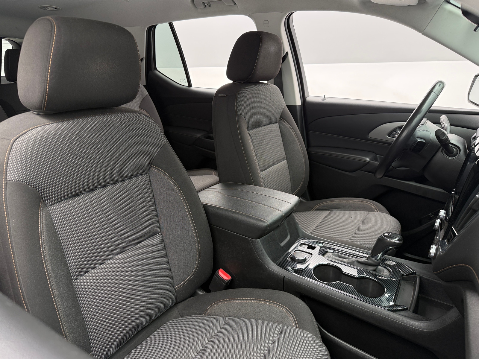 Thumbnail: 2020 Chevrolet Traverse - 2