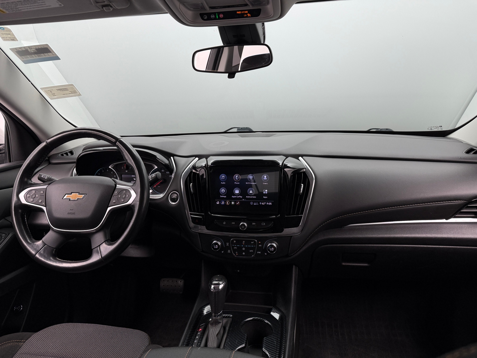 Thumbnail: 2020 Chevrolet Traverse - 3