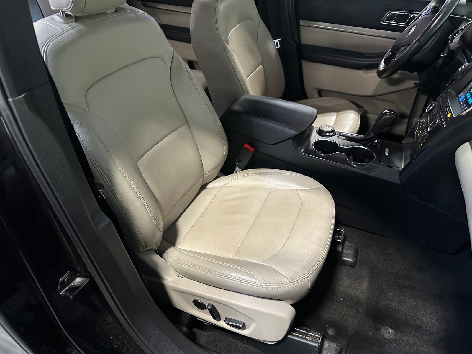 Thumbnail: 2018 Ford Explorer - 2
