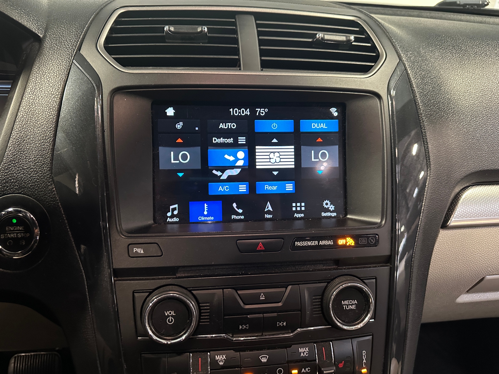 Thumbnail: 2018 Ford Explorer - 4